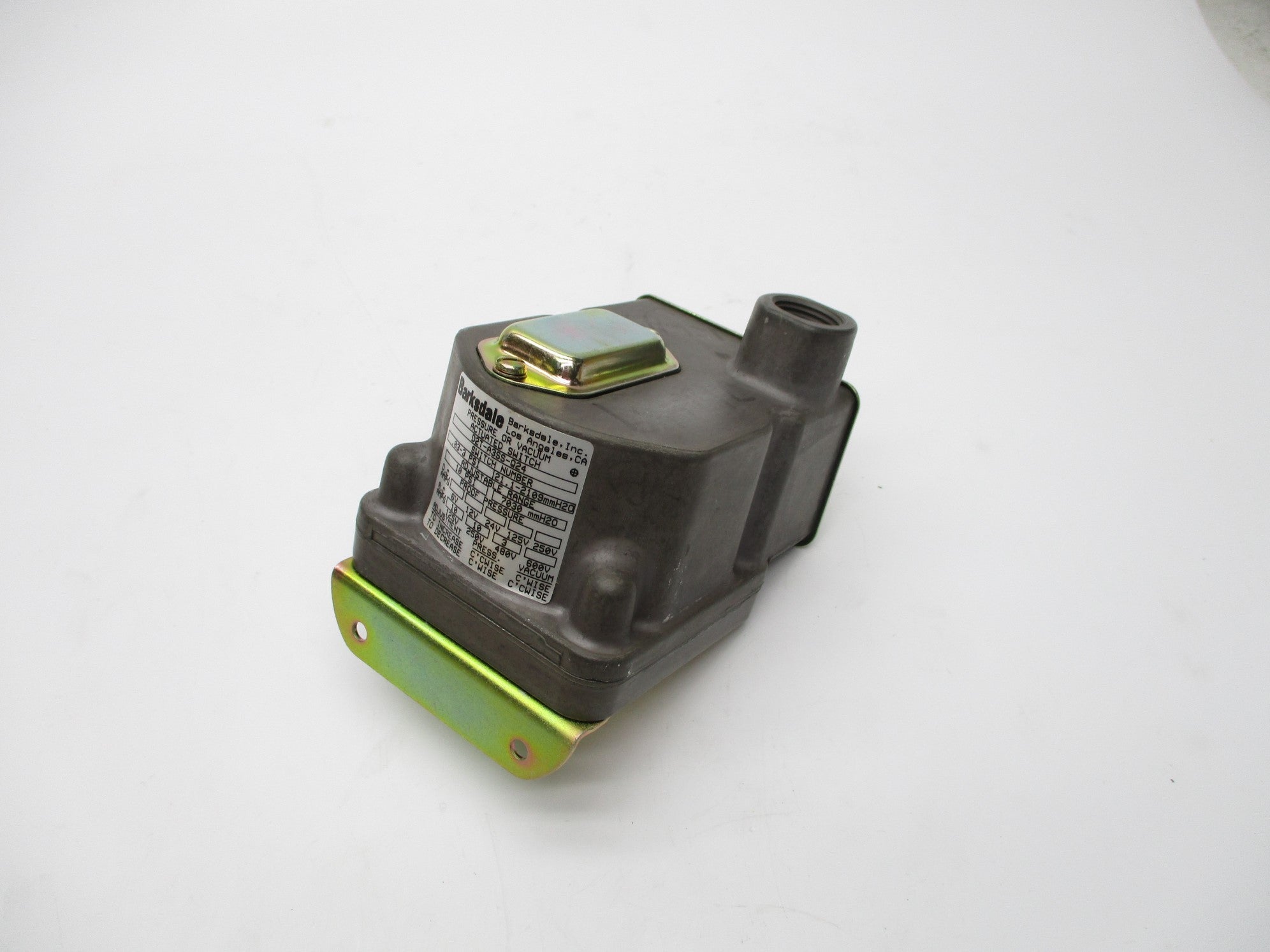 BARKSDALE D2T-A3SS-Q24 NSNP