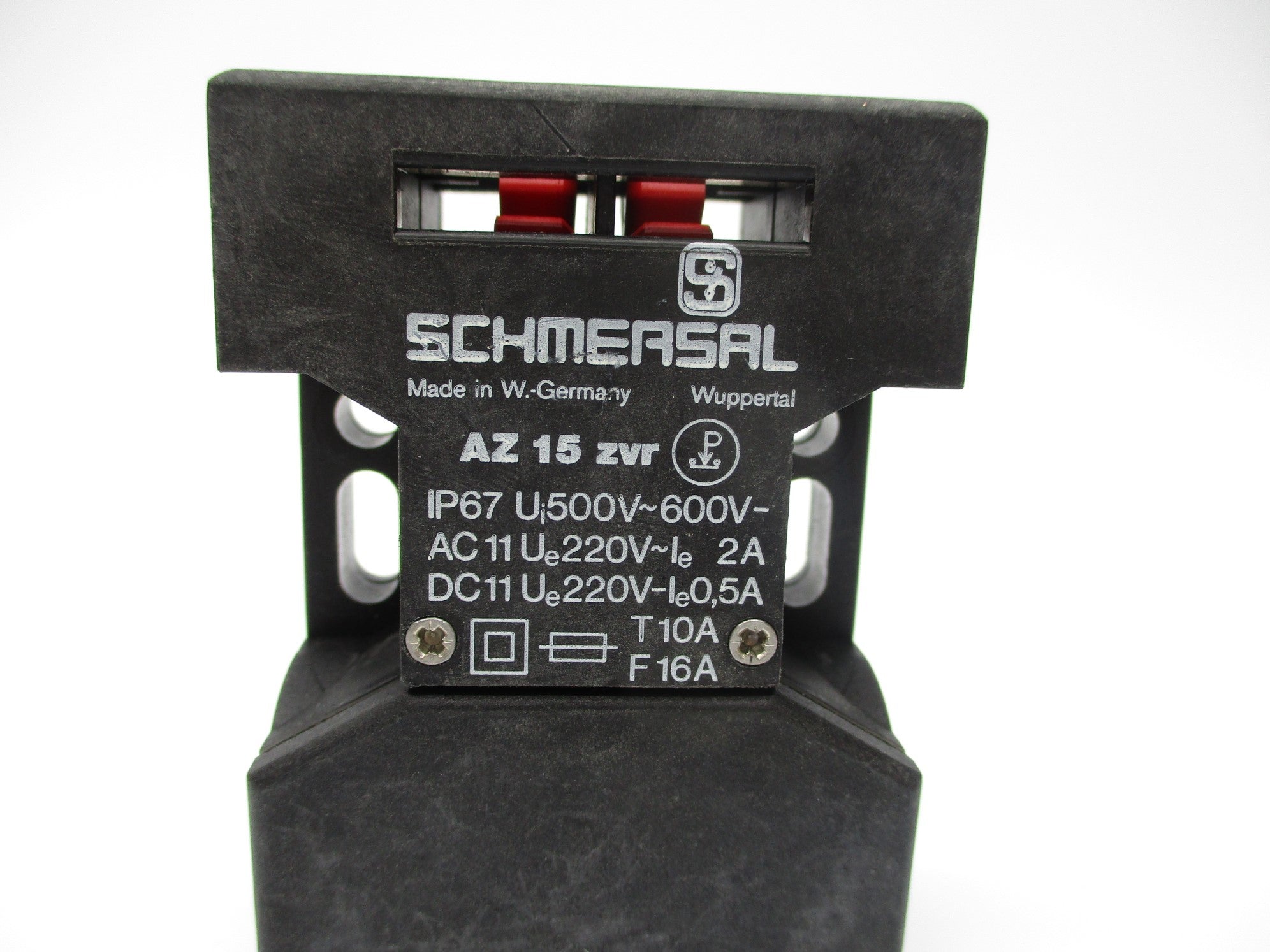 SCHMERSAL AZ15zvr 600V NSNP
