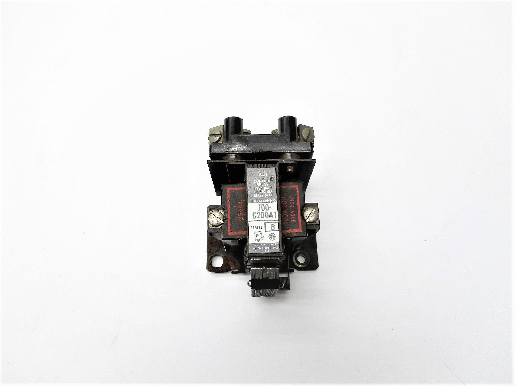 ALLEN BRADLEY 700-C200A1 SER. B 110/120V UNMP