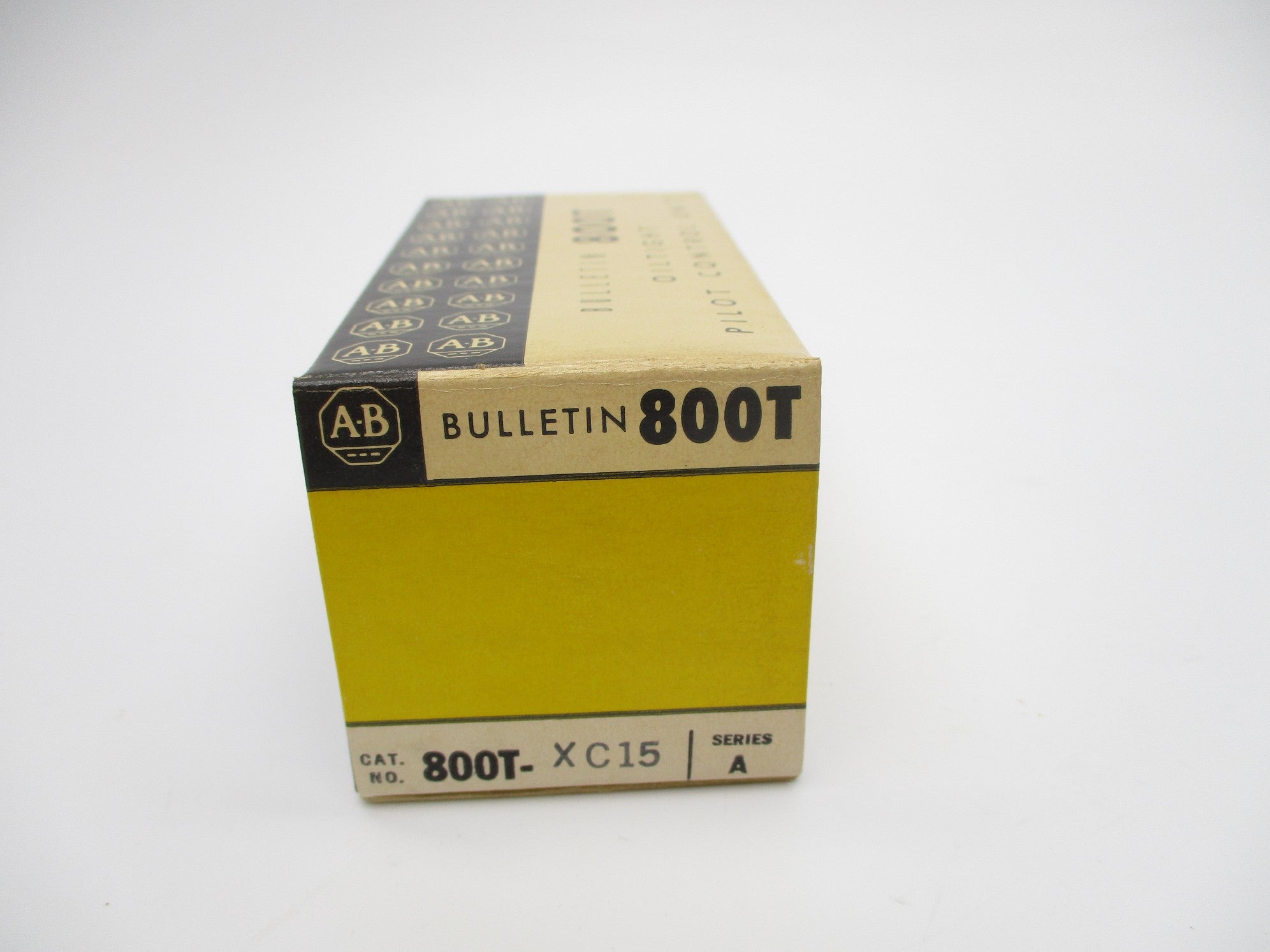 INDUSTRIAL SPARE PART 800T-XC15 SER. A 600VAC (BK/YL) NSMP