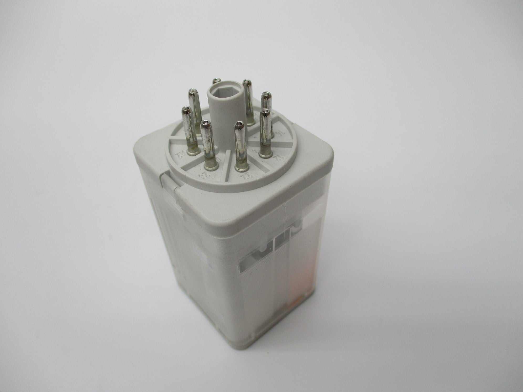 ALLEN BRADLEY 700-HA32Z1 SER. A 10A 110V (BK/YL) NSMP