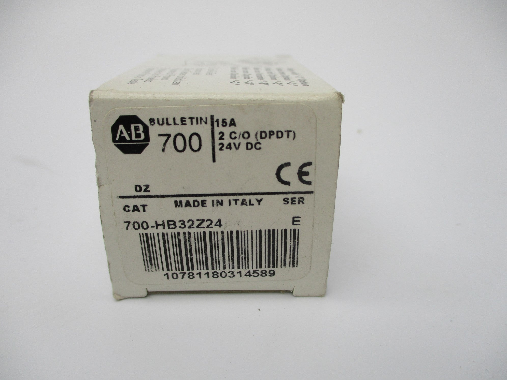 ALLEN BRADLEY 700-HB32A24 SER. E 15A 24VDC (WH) NSMP