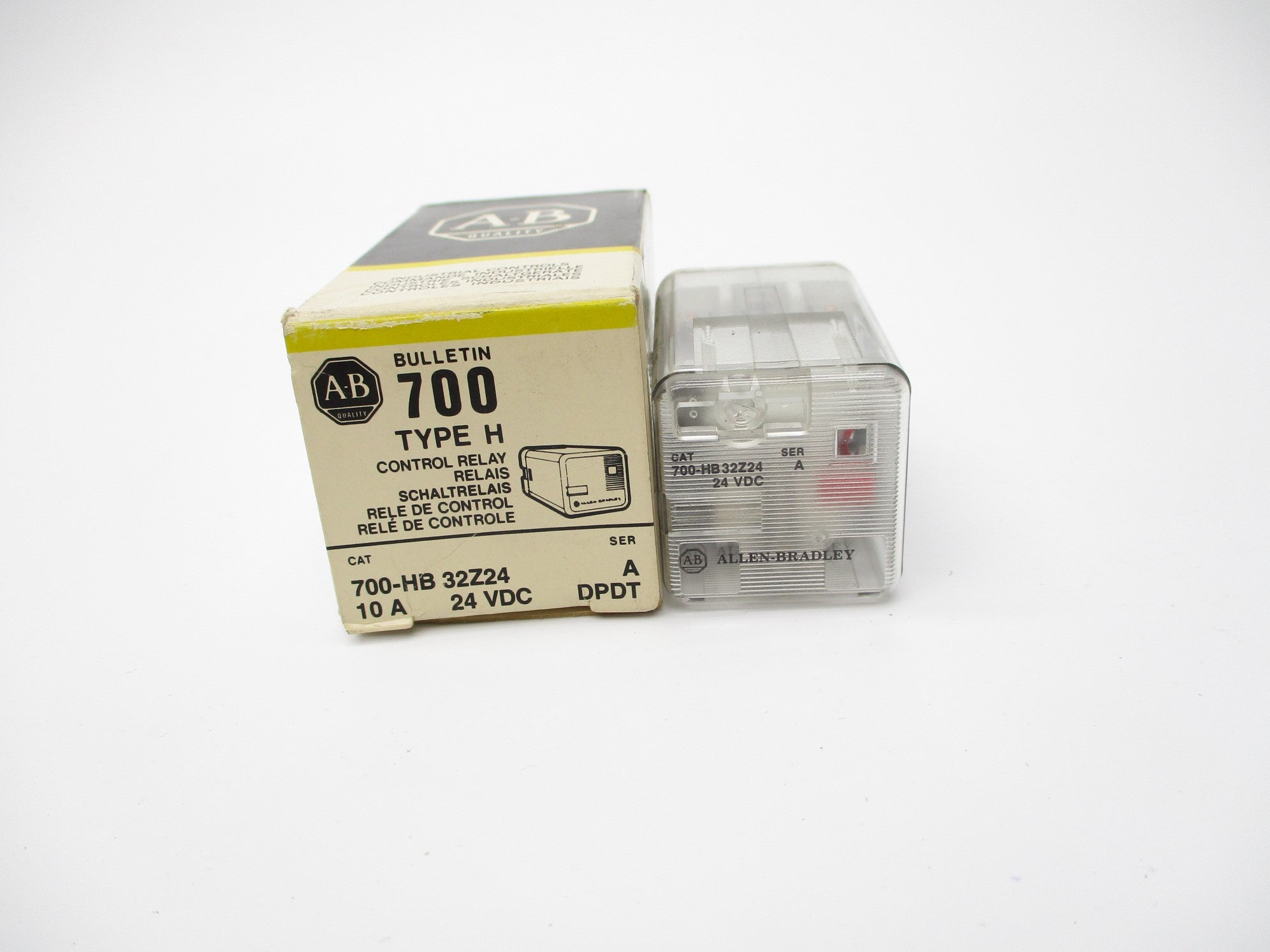 INDUSTRIAL SPARE PART 700-HB32Z24 SER. A 10A 24V (BK/YL) NSMP