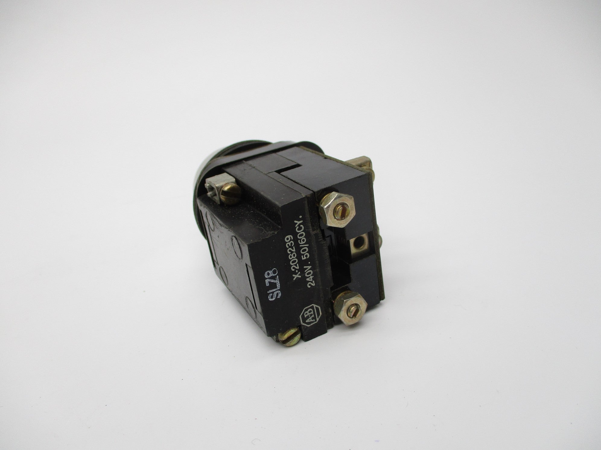 ALLEN BRADLEY 800T-PB26 (BK/YL) NSMP