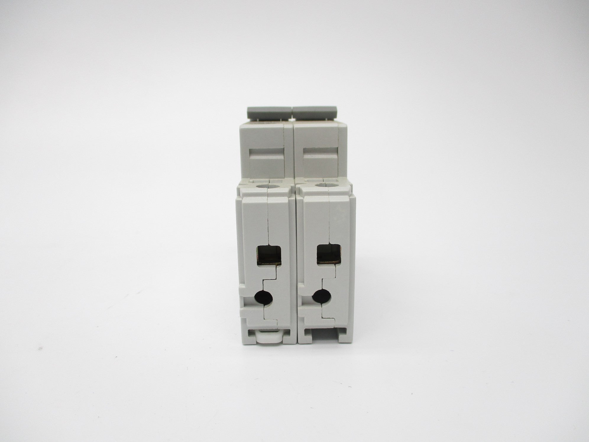 ALLEN BRADLEY 1492-CB2G030 SER. C 3A 277V NSNP