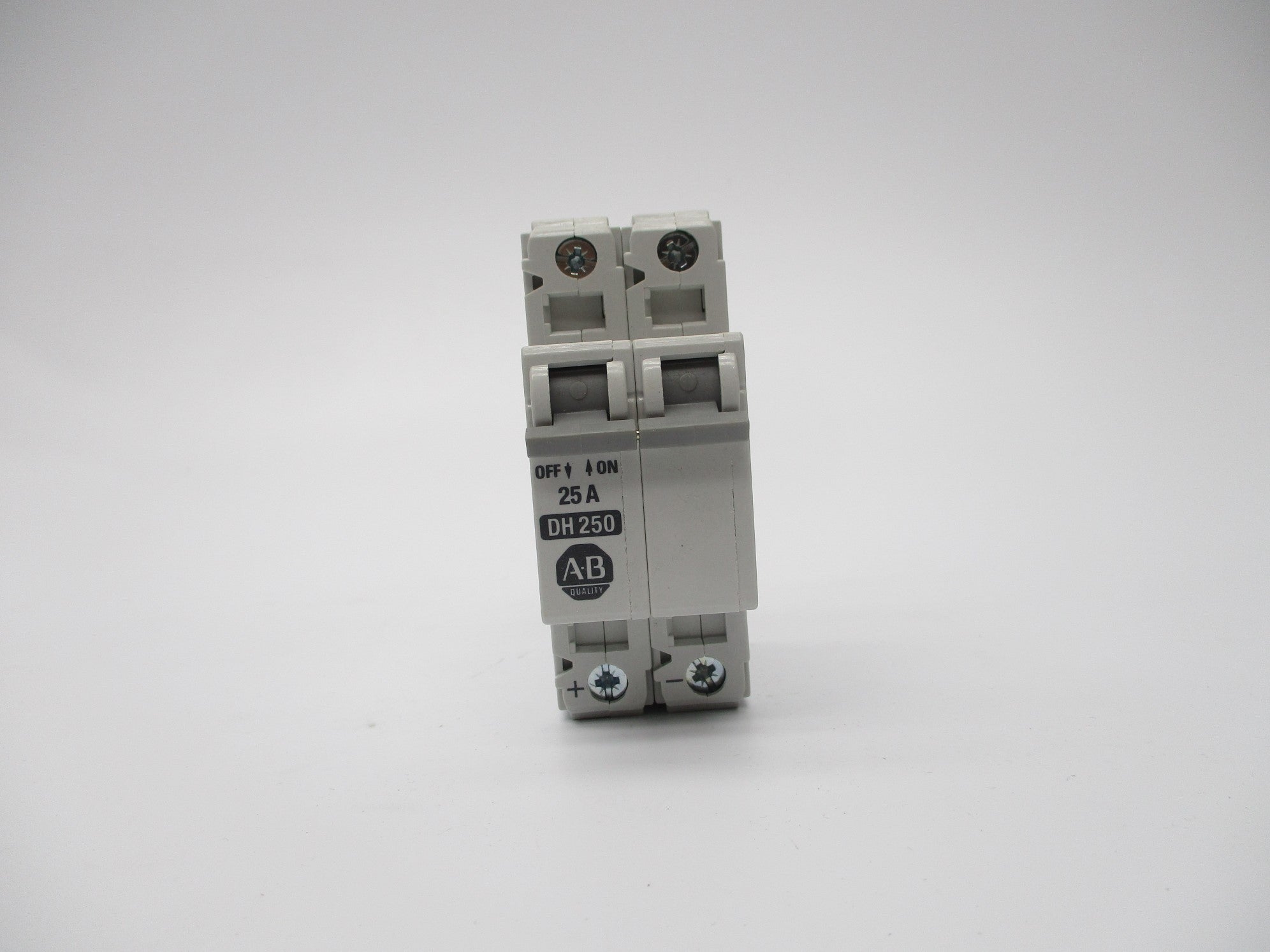 ALLEN BRADLEY 1492-CB2DH250 SER. B 25A (WH) NSMP