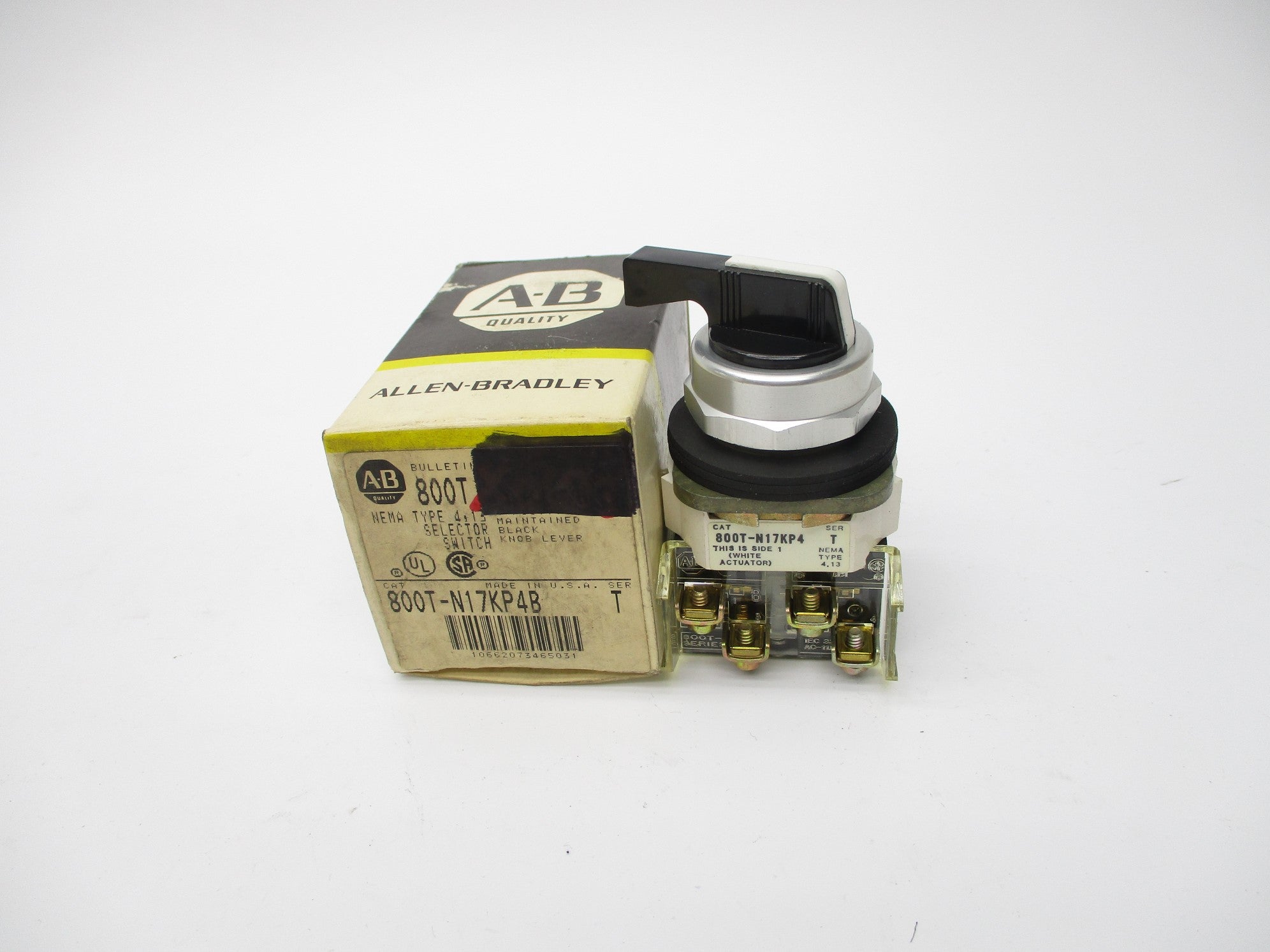 ALLEN BRADLEY 800T-N17KP4B SER. T (BK/YL) NSMP