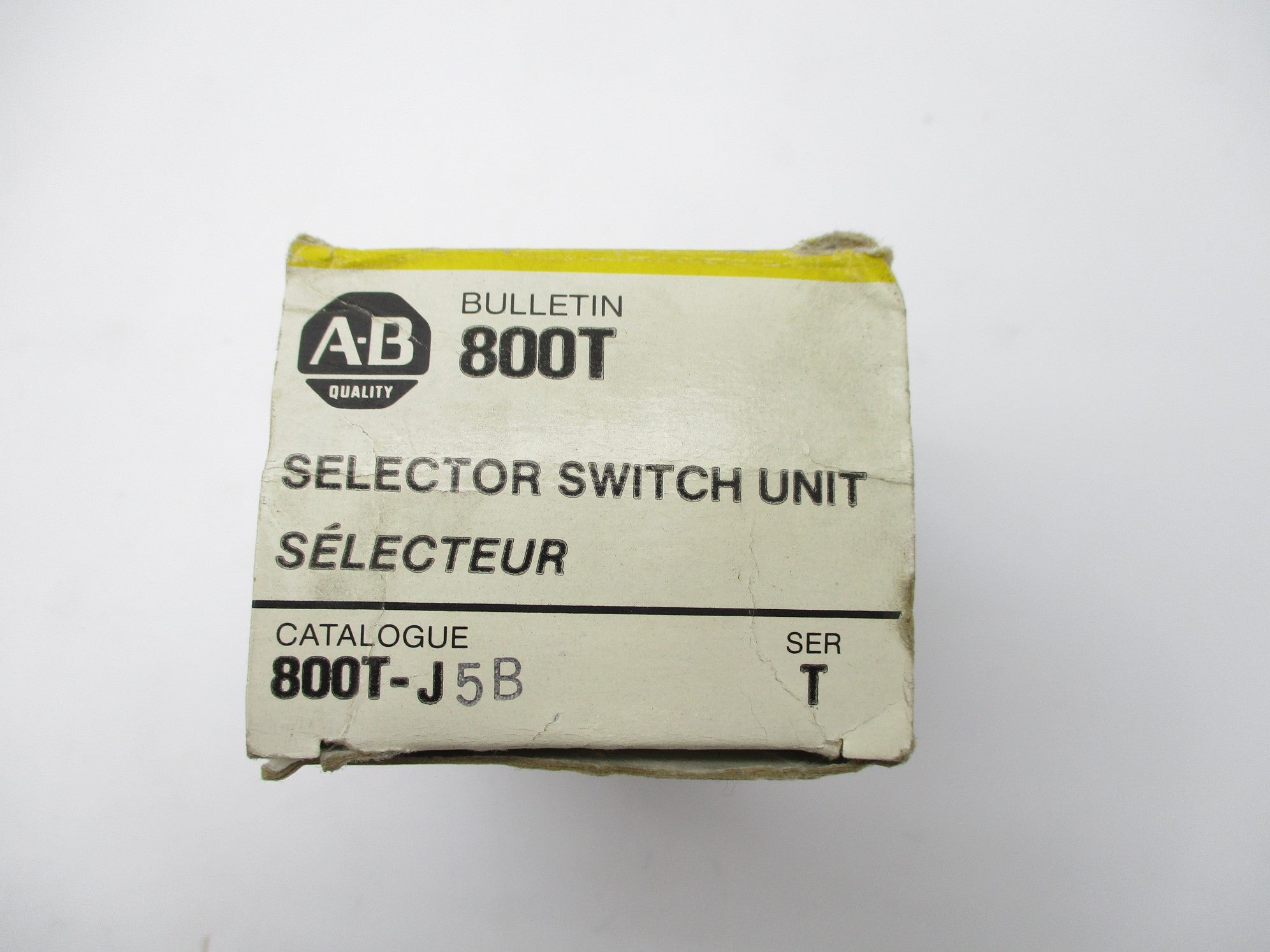 ALLEN BRADLEY 800T-J5B SER. T (BK/YL) NSMP