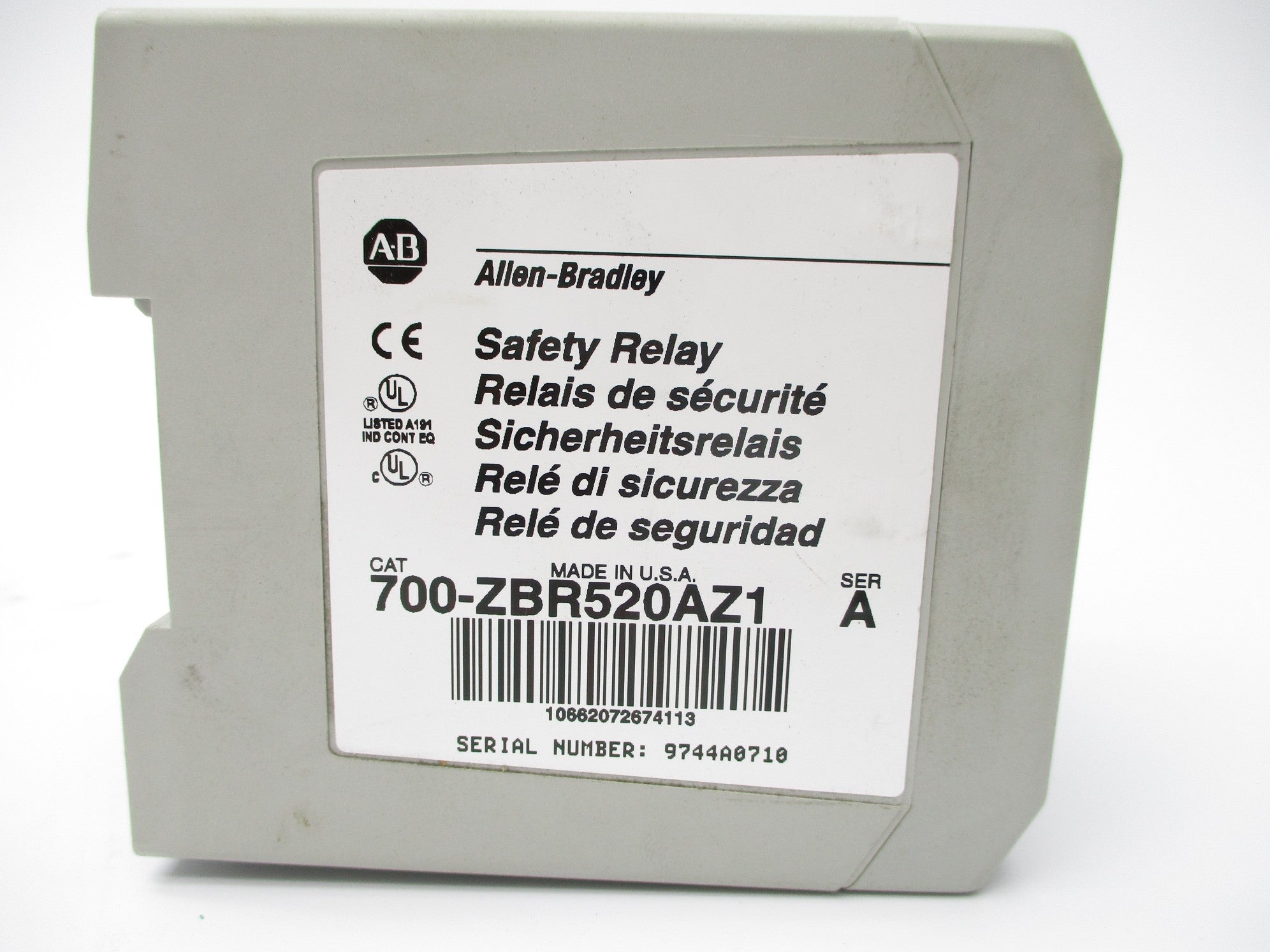 ALLEN BRADLEY 700-ZBR520AZ1 SER. A 120V (WH) NSMP