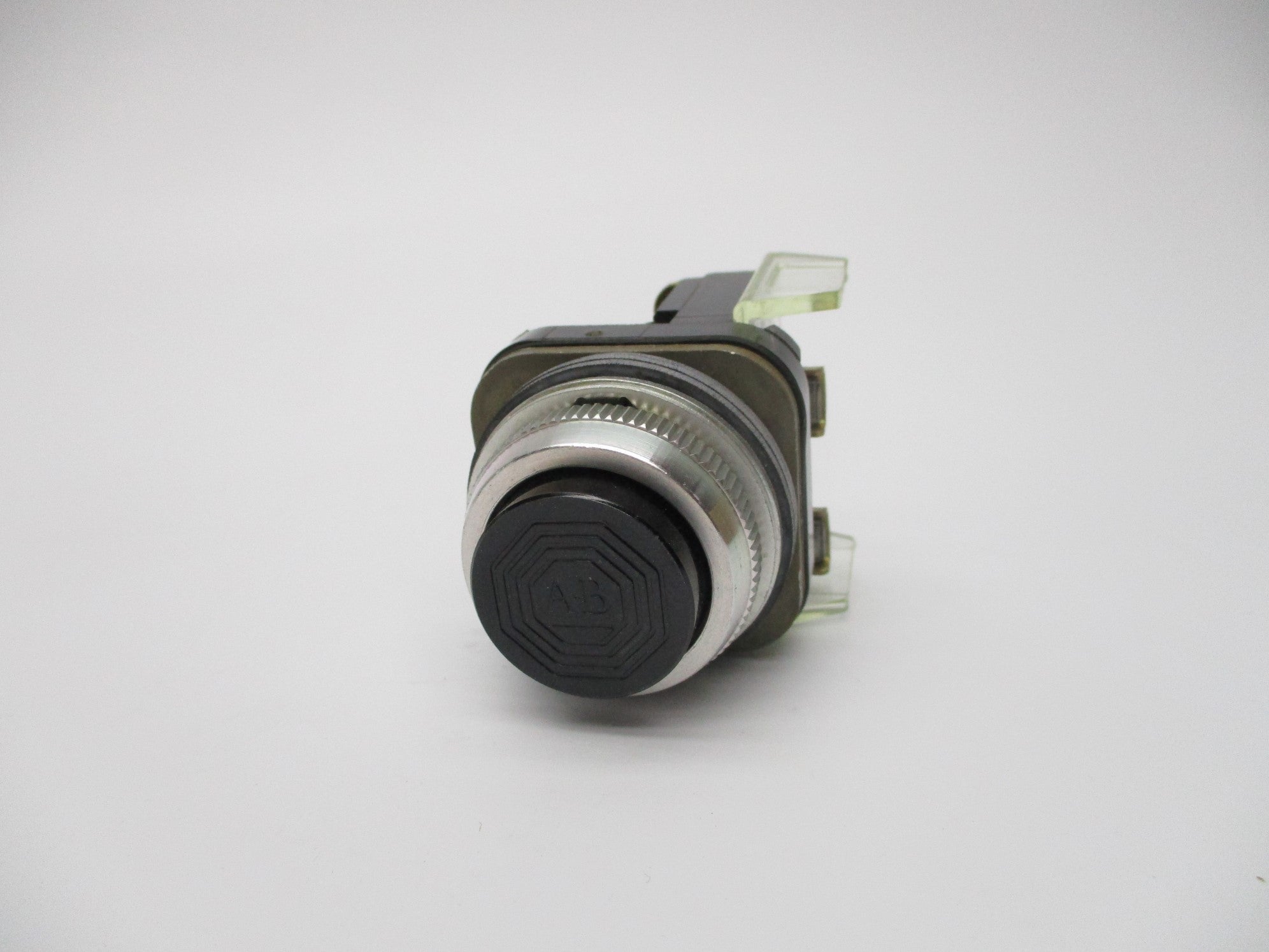 INDUSTRIAL SPARE PART 800T-B2D2 SER. N (BK/YL) NSMP