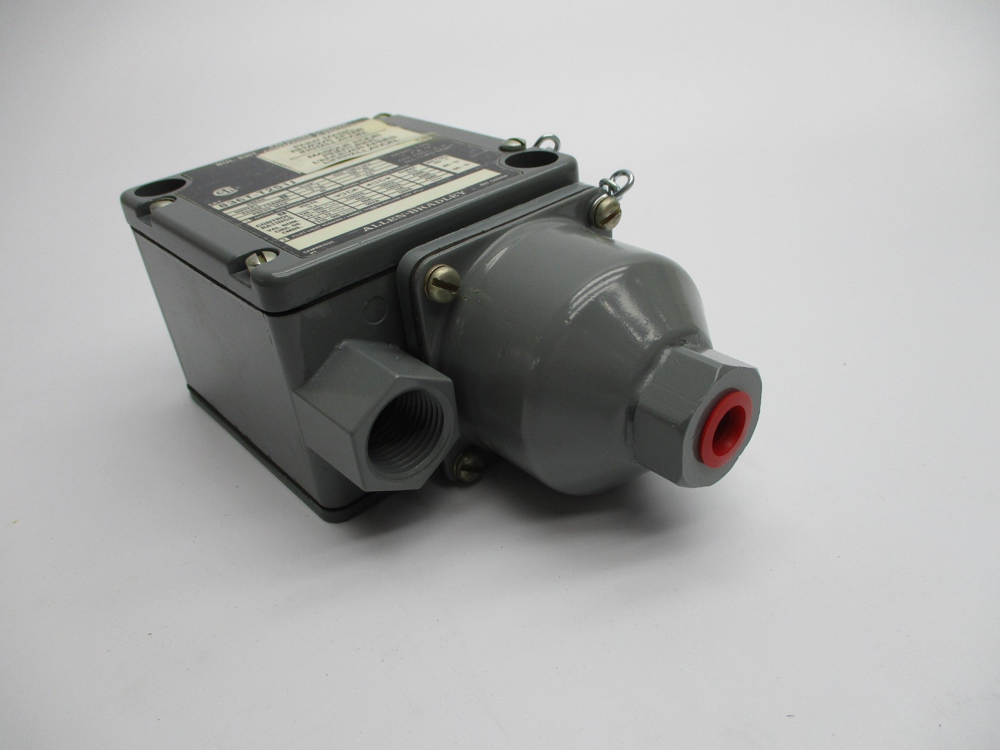 ALLEN BRADLEY 836T-T251J SER. CB (BR/YL) NSMP