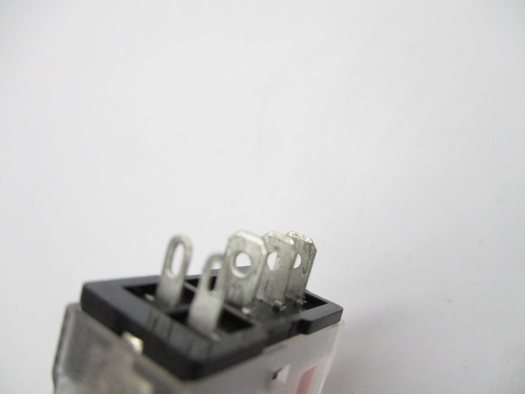 SCHNEIDER ELECTRIC 781XAXM4L-24D 20A 277V UNMP
