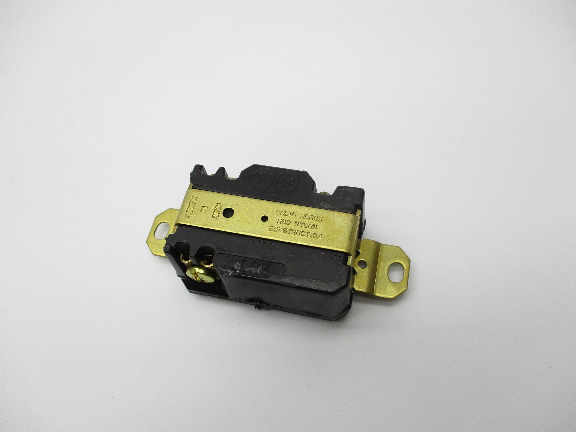 PASS&SEYMOUR LEGRAND L520-R 125V 20A NSMP