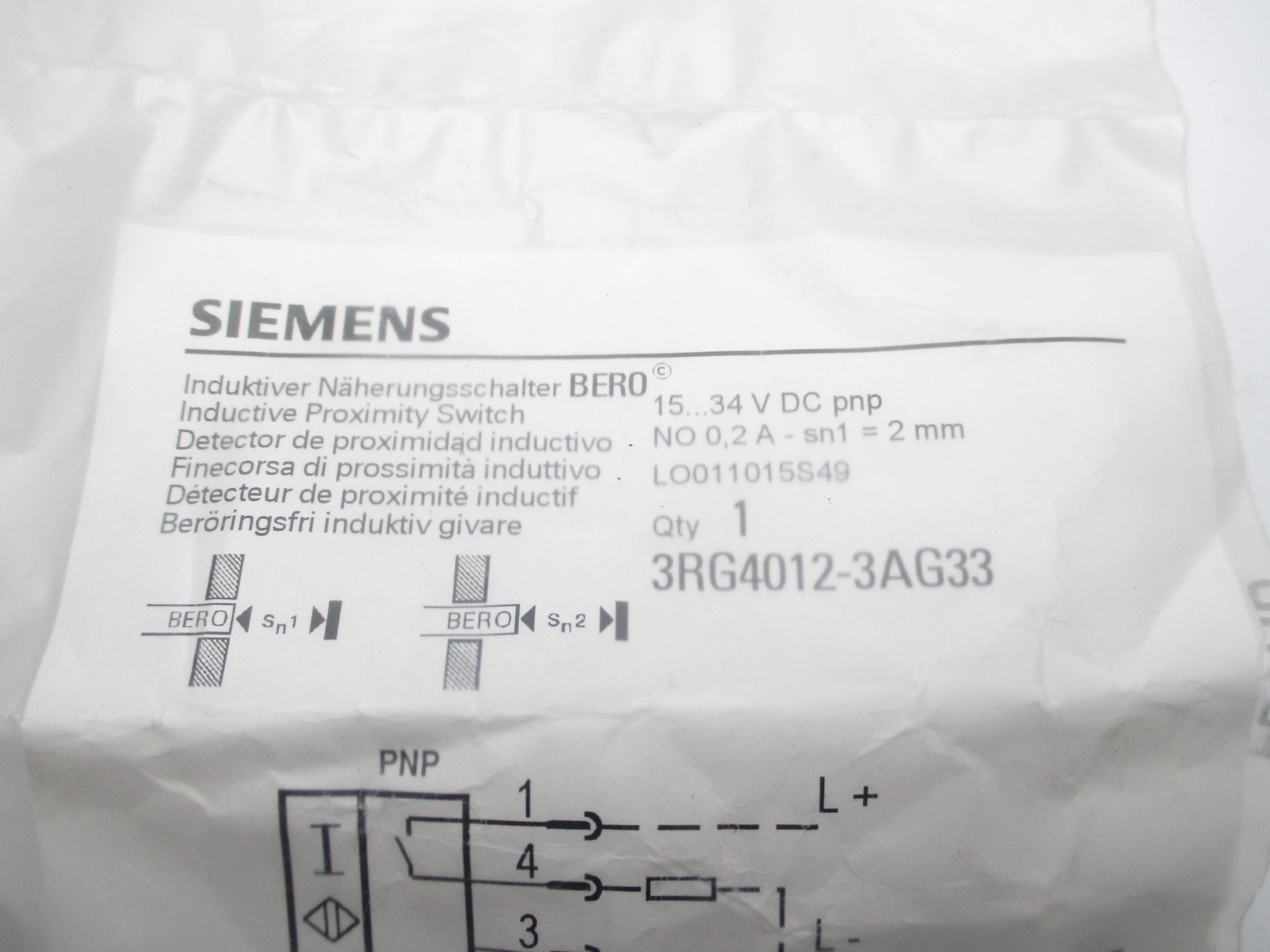 SIEMENS 3RG4012-3AG33 10-34VDC NSMP