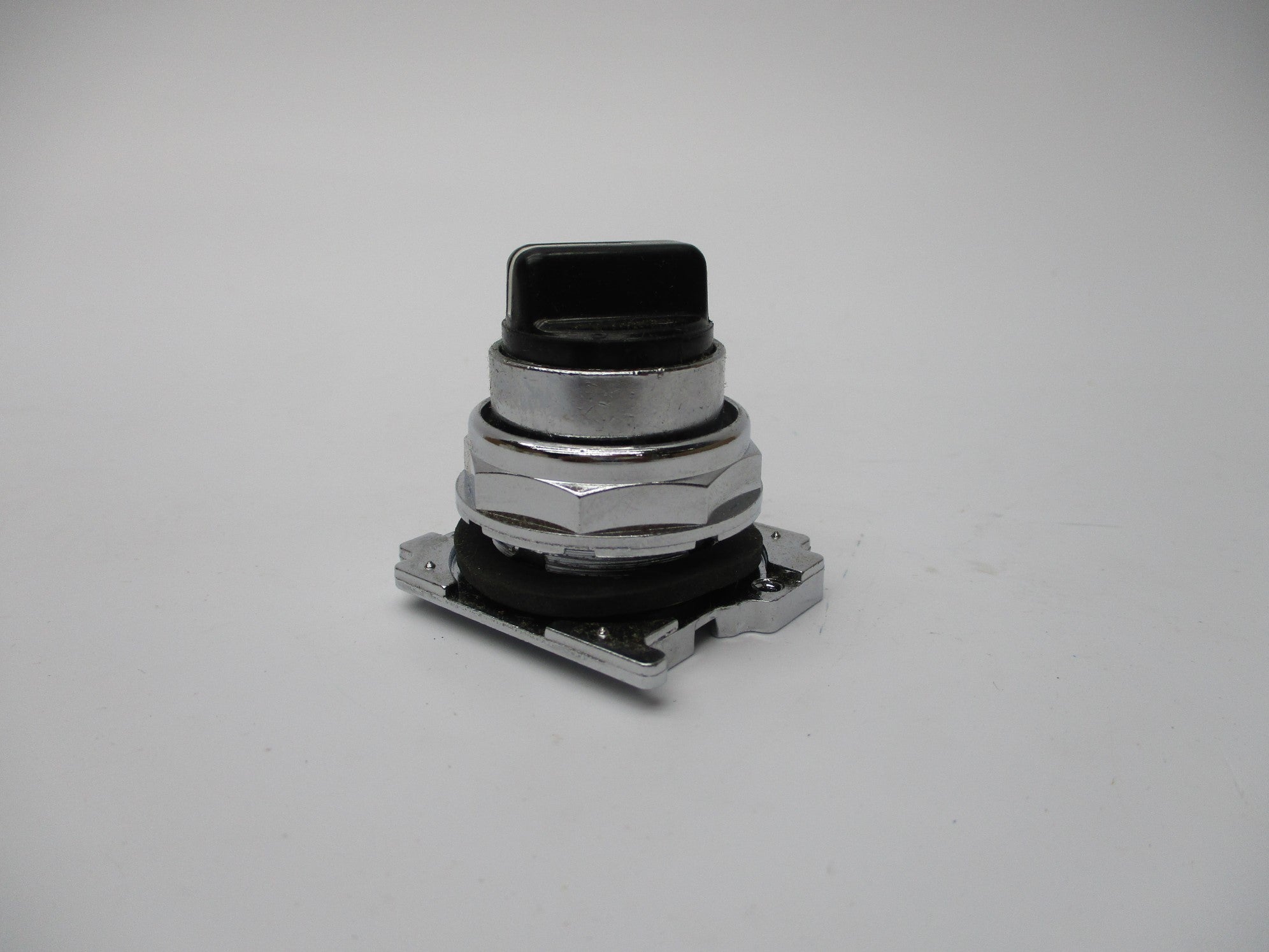 CUTLER HAMMER 10250T1322 SER. A3 NSMP