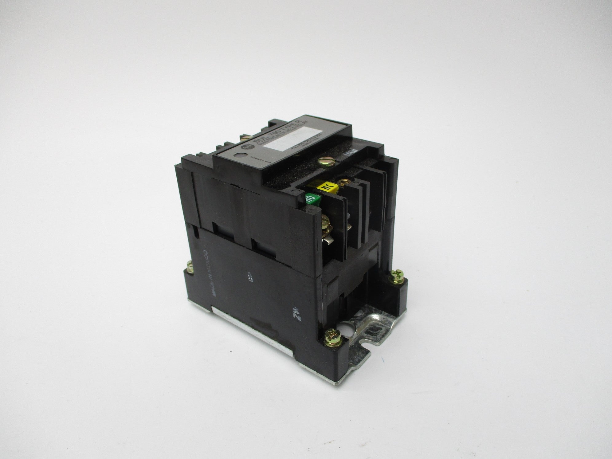 ALLEN BRADLEY 700-R110A1 SER. B 110/120V (WH) NSMP