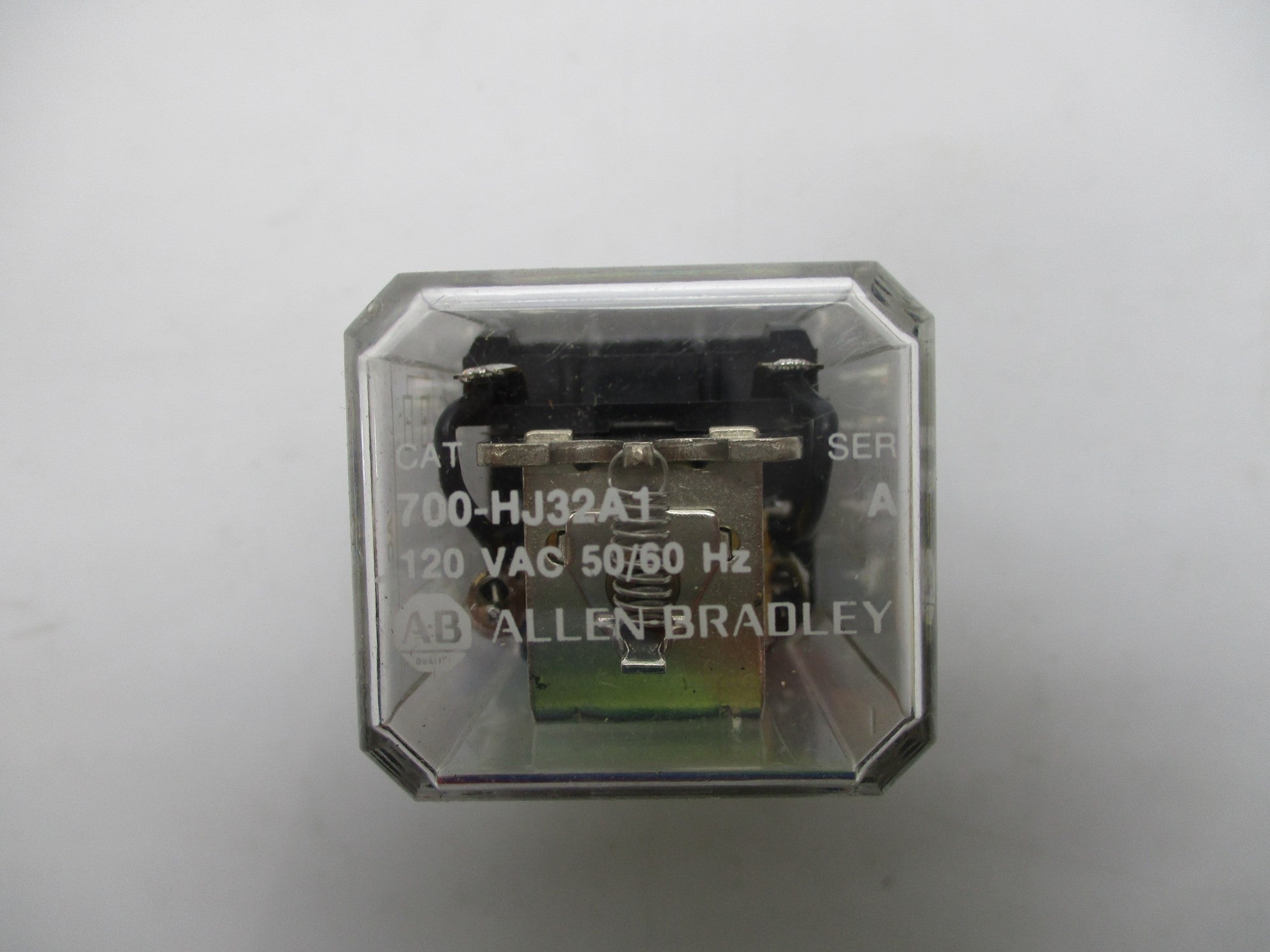 ALLEN BRADLEY 700-HJ32A1 SER. A UNMP