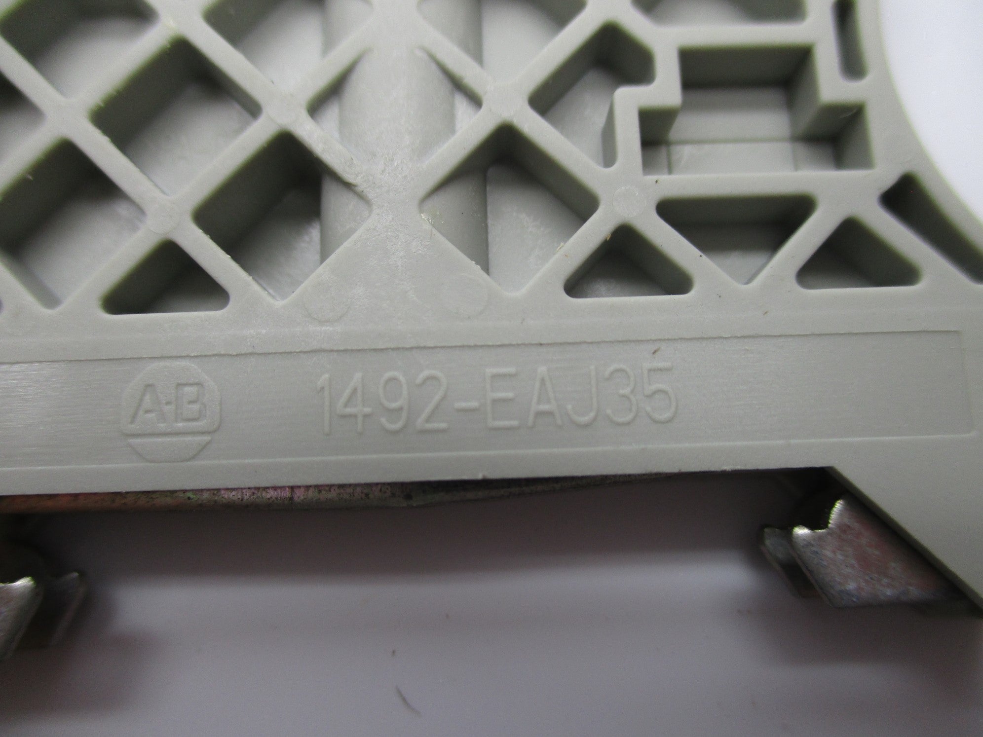 ALLEN BRADLEY 1492-EAJ35 NSNP