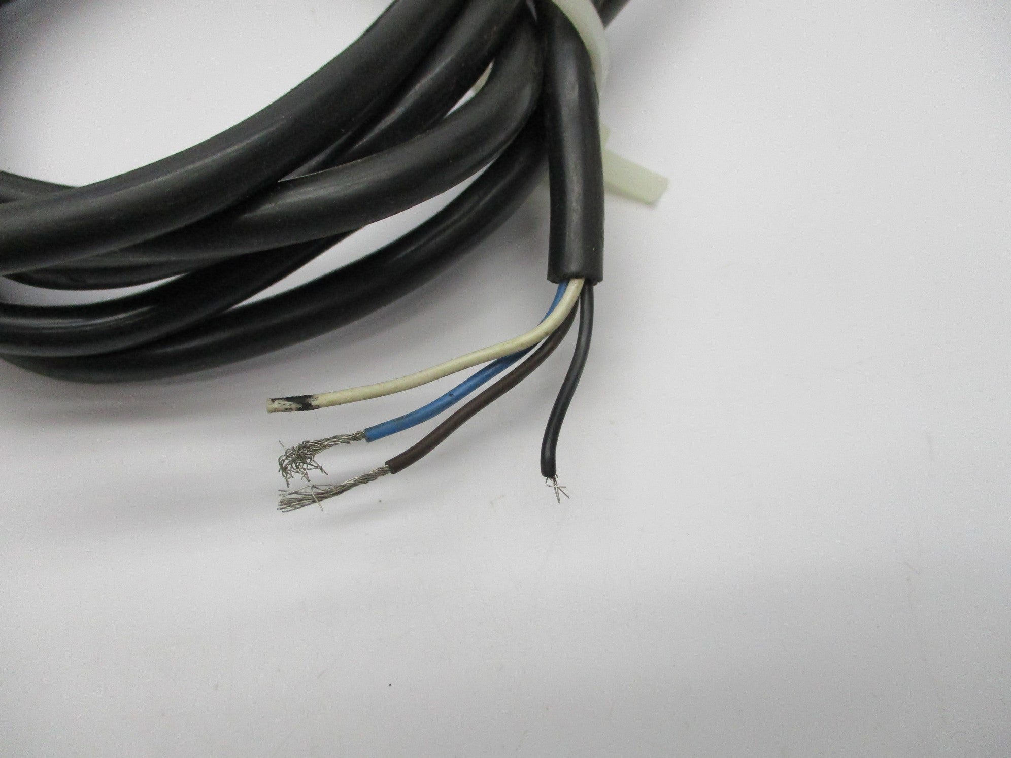 ALLEN BRADLEY 42GRU-9000 SER. A UNMP