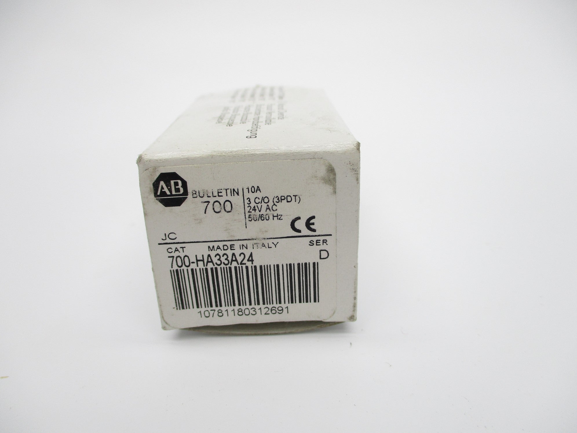 ALLEN BRADLEY 700-HA33A24 SER. D 24VAC 10A (WH) NSMP