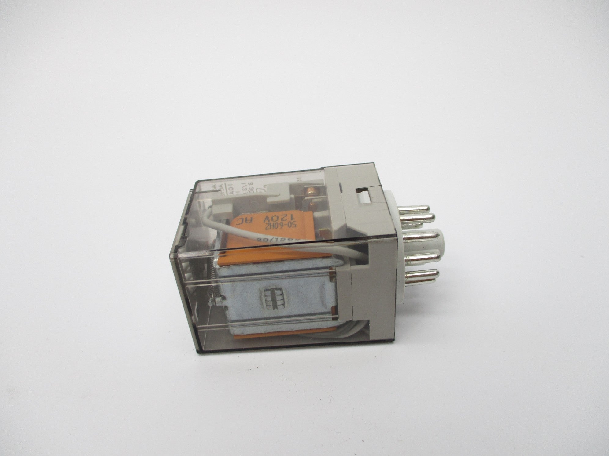 ALLEN BRADLEY 700-HA33A1 SER. D 120VAC 10A (WH) NSMP