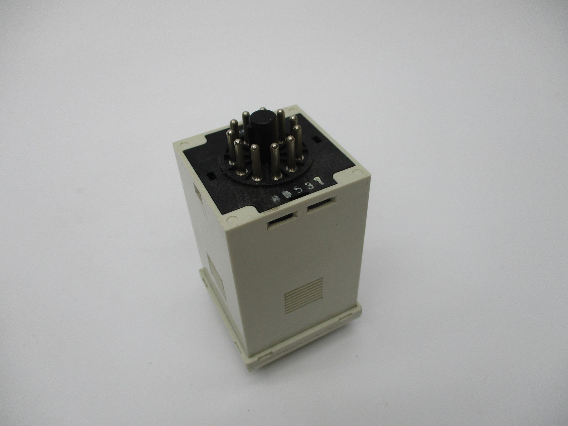 ALLEN BRADLEY 700-HR52TA17 SER. A 240V (BK/GR) NSMP