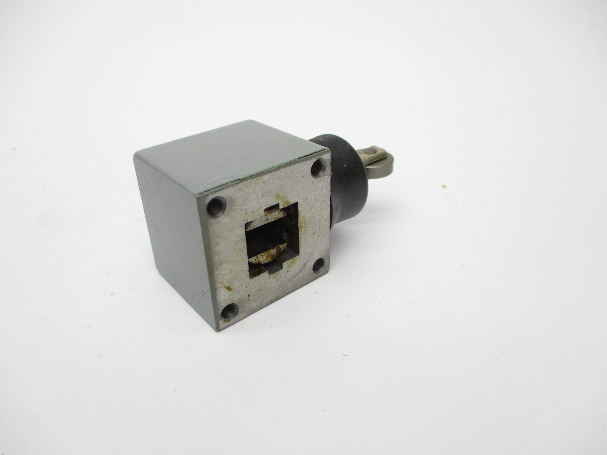 ALLEN BRADLEY Z-16736 SER. K (BK/YL) NSMP