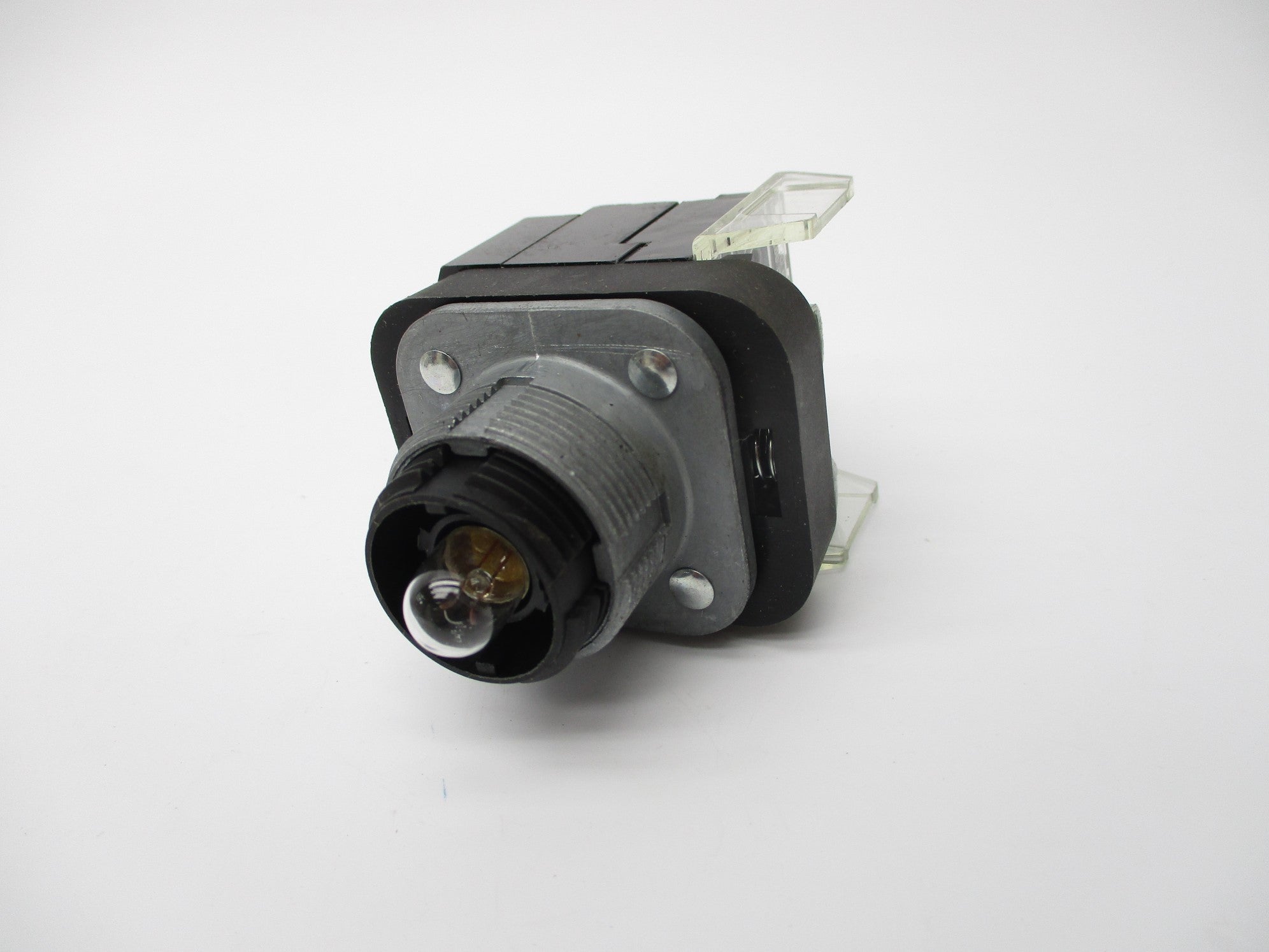 ALLEN BRADLEY 800T-FXP16XD4 SER. T (WH) NSMP