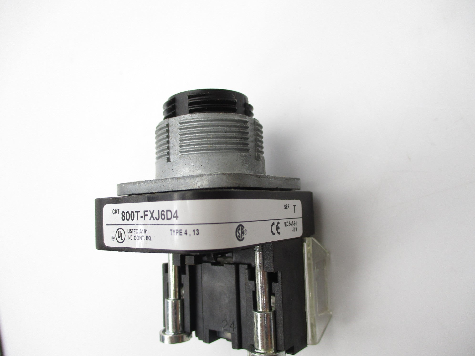 INDUSTRIAL SPARE PART 800T-FXJ6D4 SER. T (AS PICTURED) NSNP