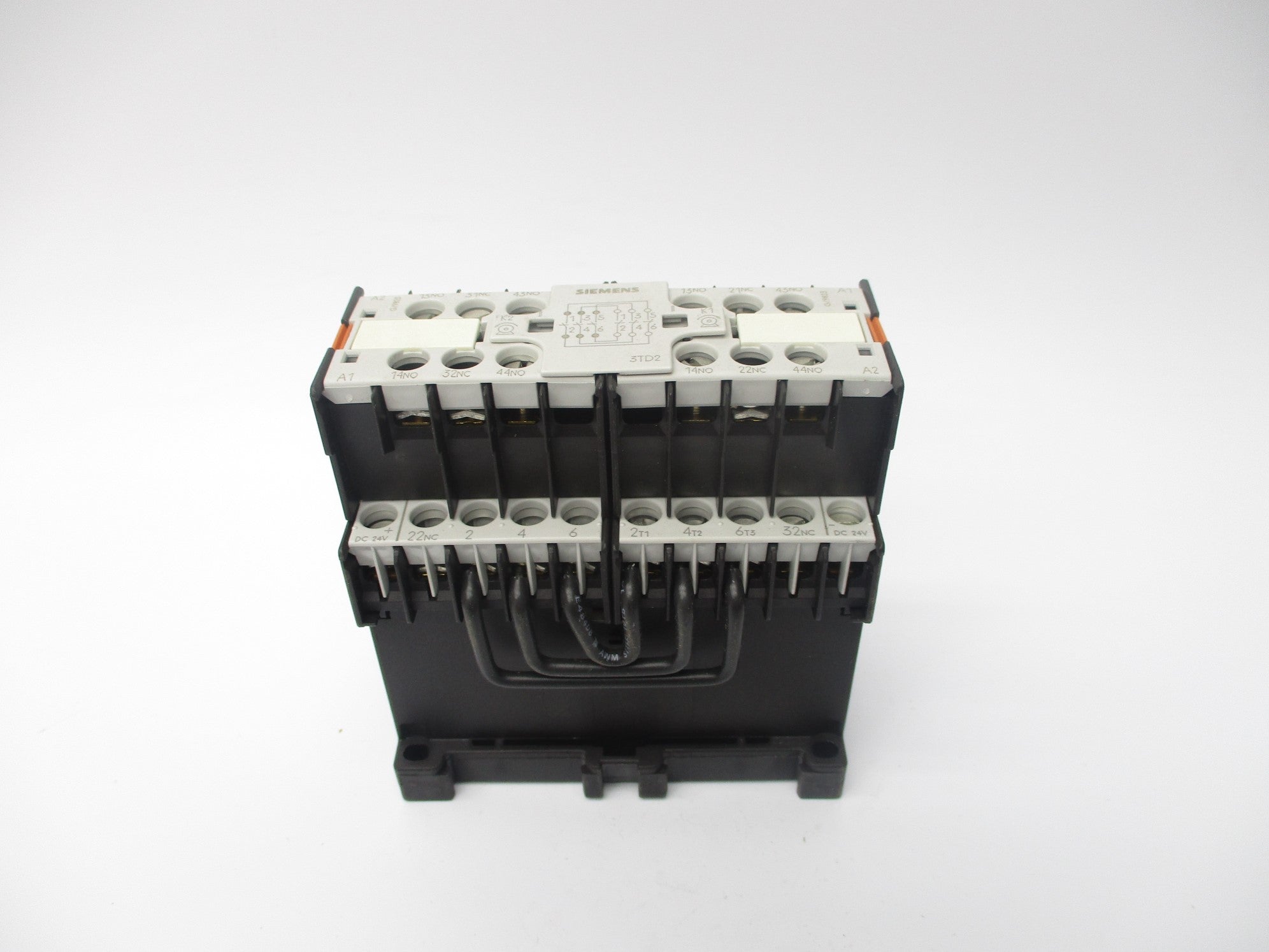 SIEMENS 3TD2002-2BB4 24V NSNP