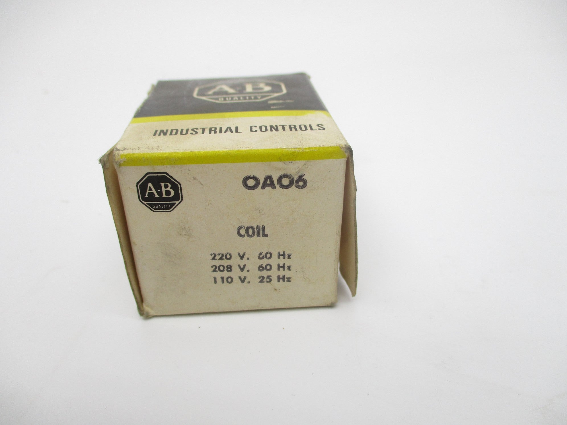 INDUSTRIAL SPARE PART OAO6 220V (BK/YL) NSMP