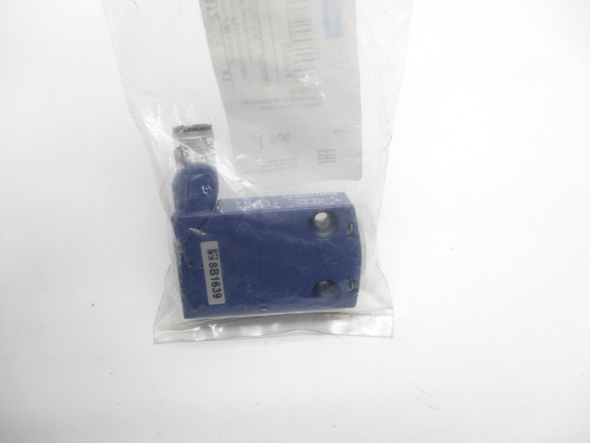 TELEMECANIQUE ZCMD21M12 NSMP