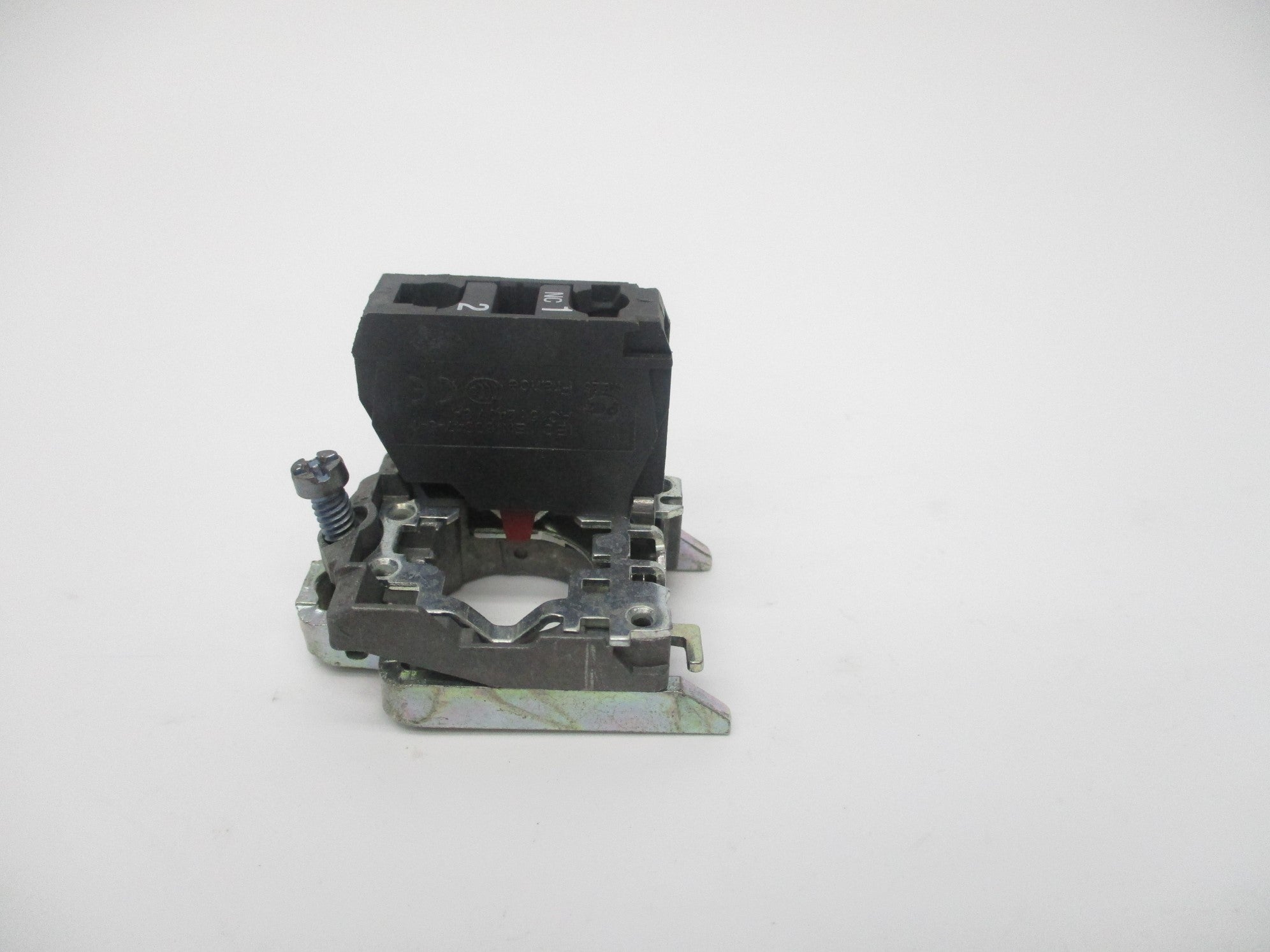 TELEMECANIQUE ZBE-102 (AS PICTURED) NSNP