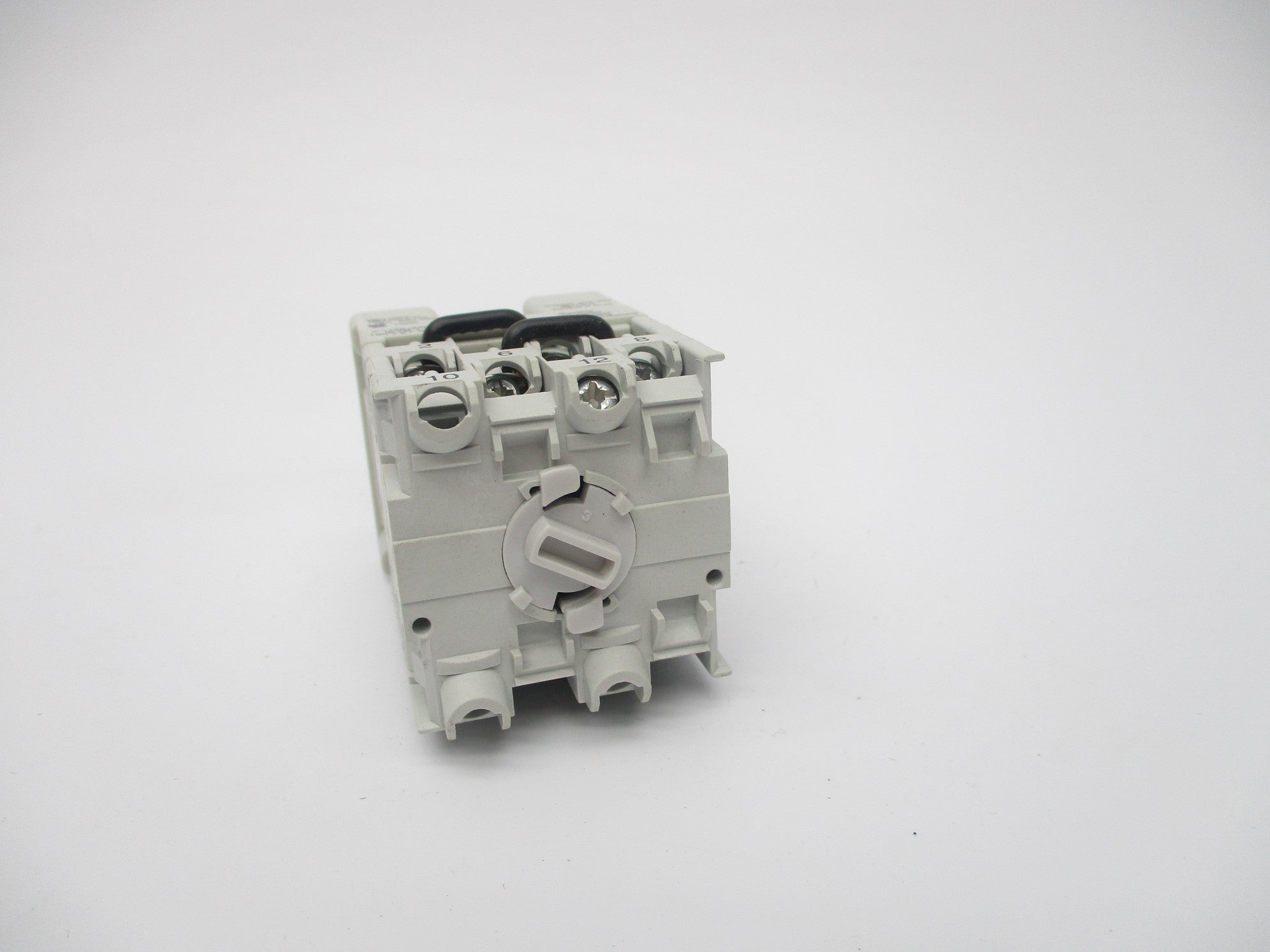 ALLEN BRADLEY 194L-E16-7543 SER. A 690V 16A (BR/WH) NSMP