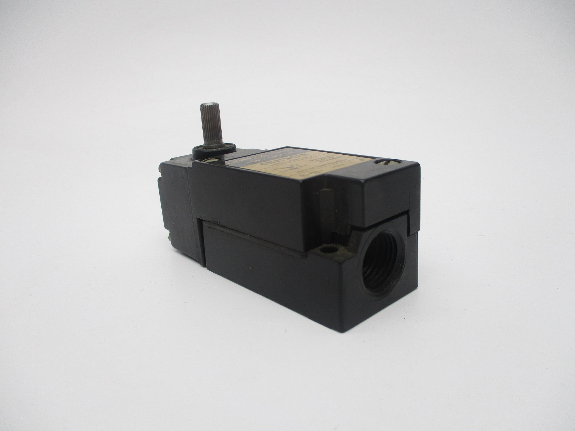 GENERAL ELECTRIC CR215GFA 600VAC NSNP