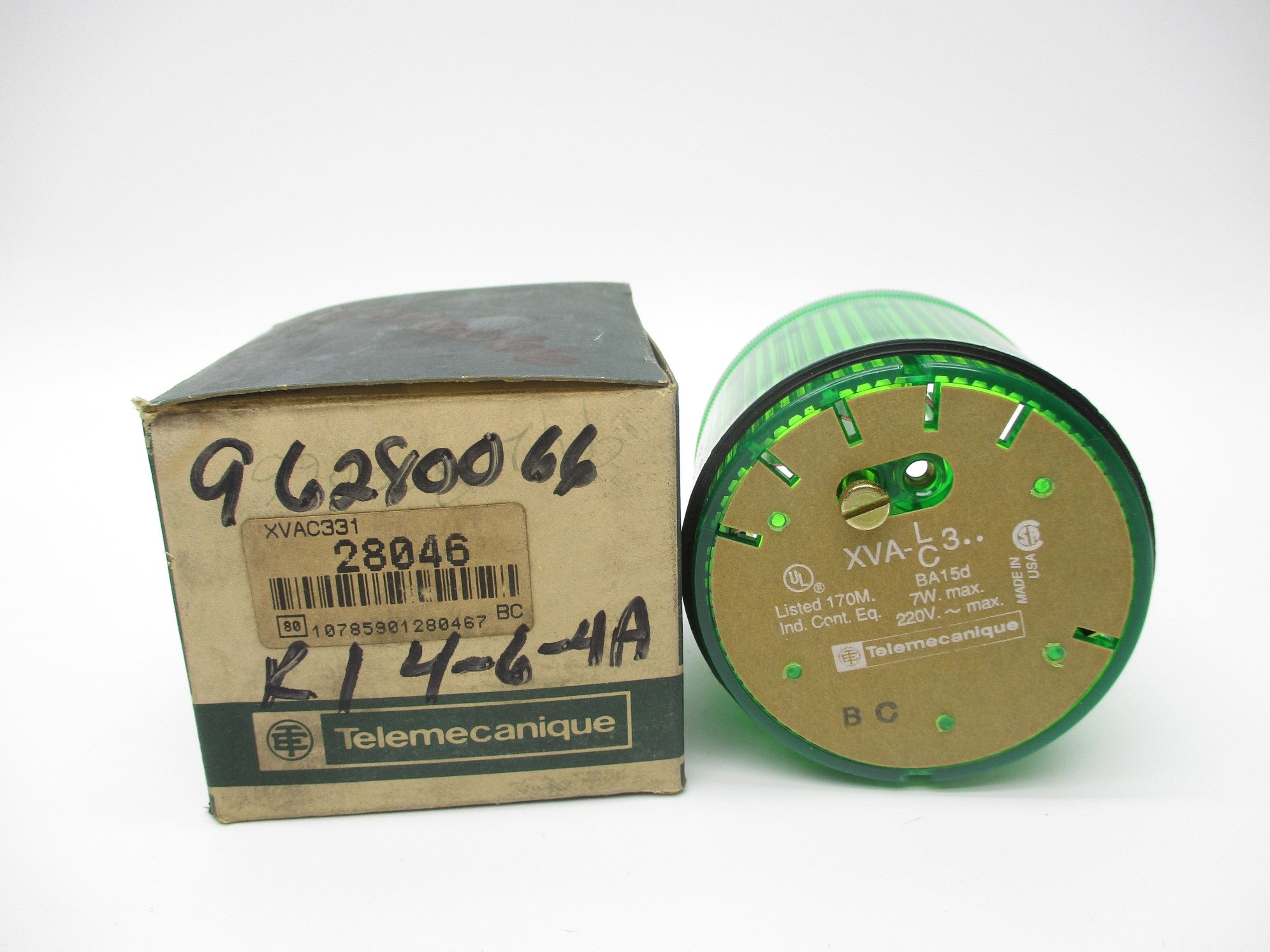 TELEMECANIQUE XVAC331 220V (NO BULB) NSMP
