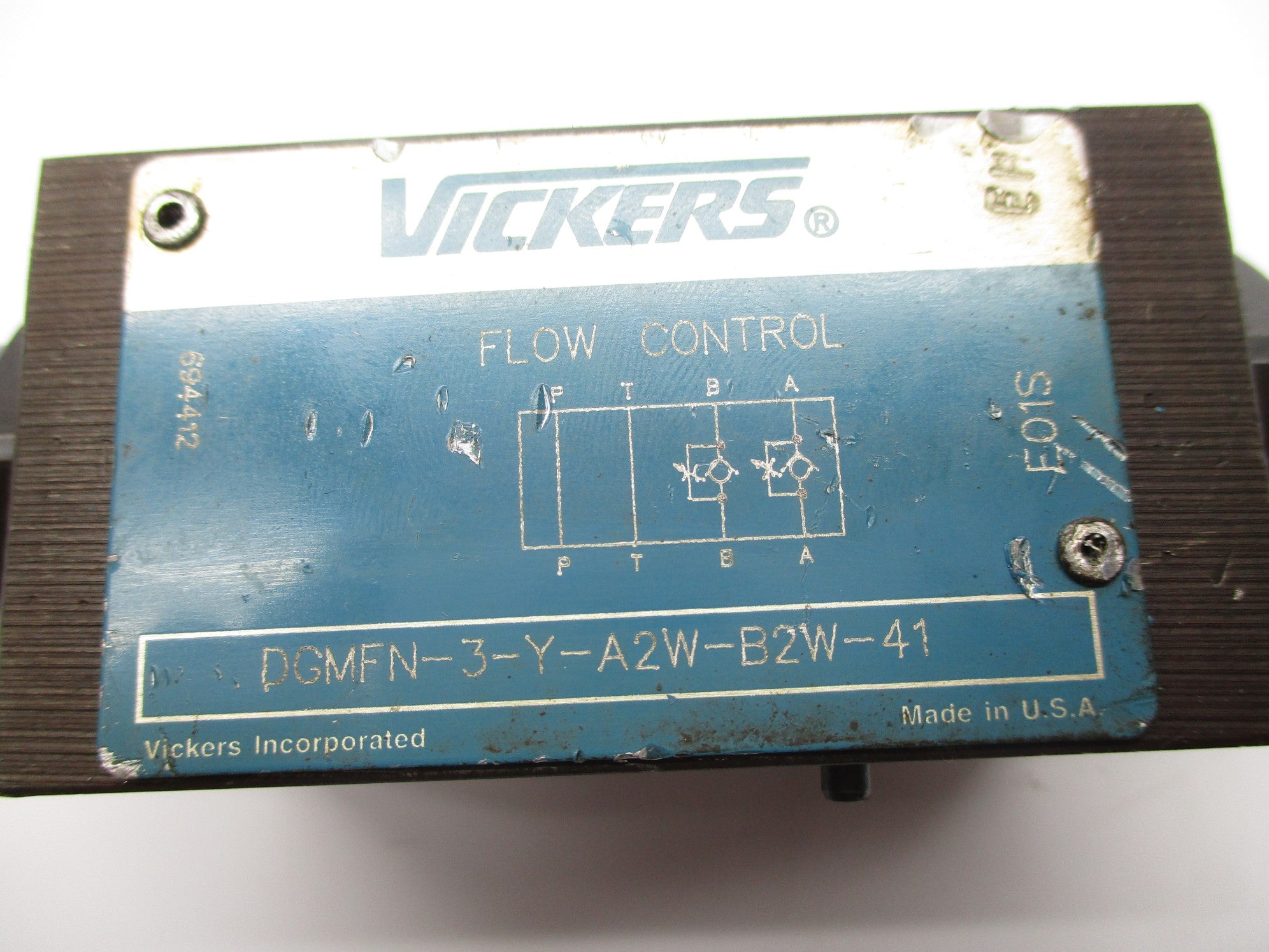 VICKERS DGMFN-3-Y-A2W-B2W-41 (AS PICTURED) NSNP