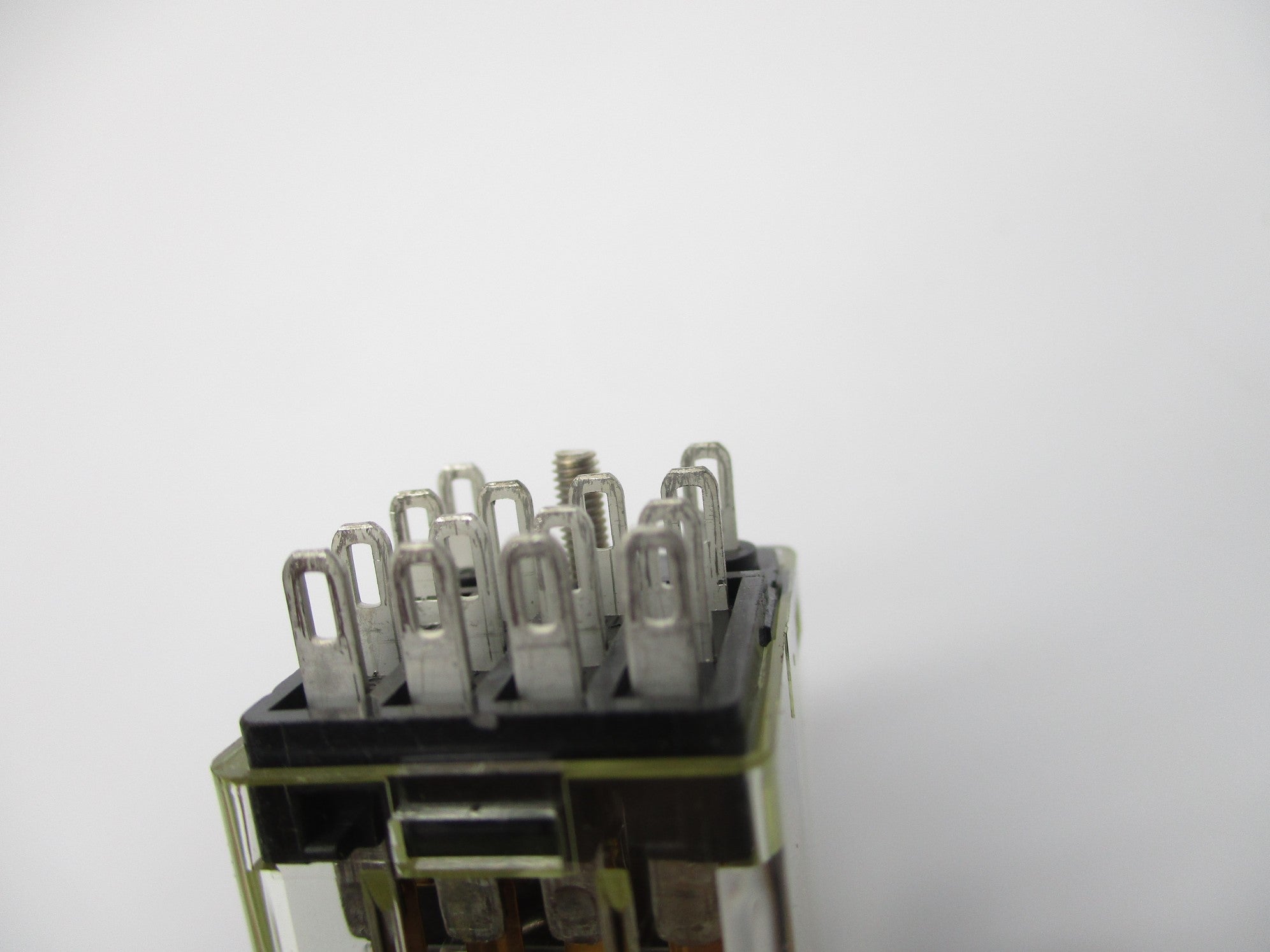 INDUSTRIAL SPARE PART 700-HC14Z24-1-4 SER. A 24V UNMP