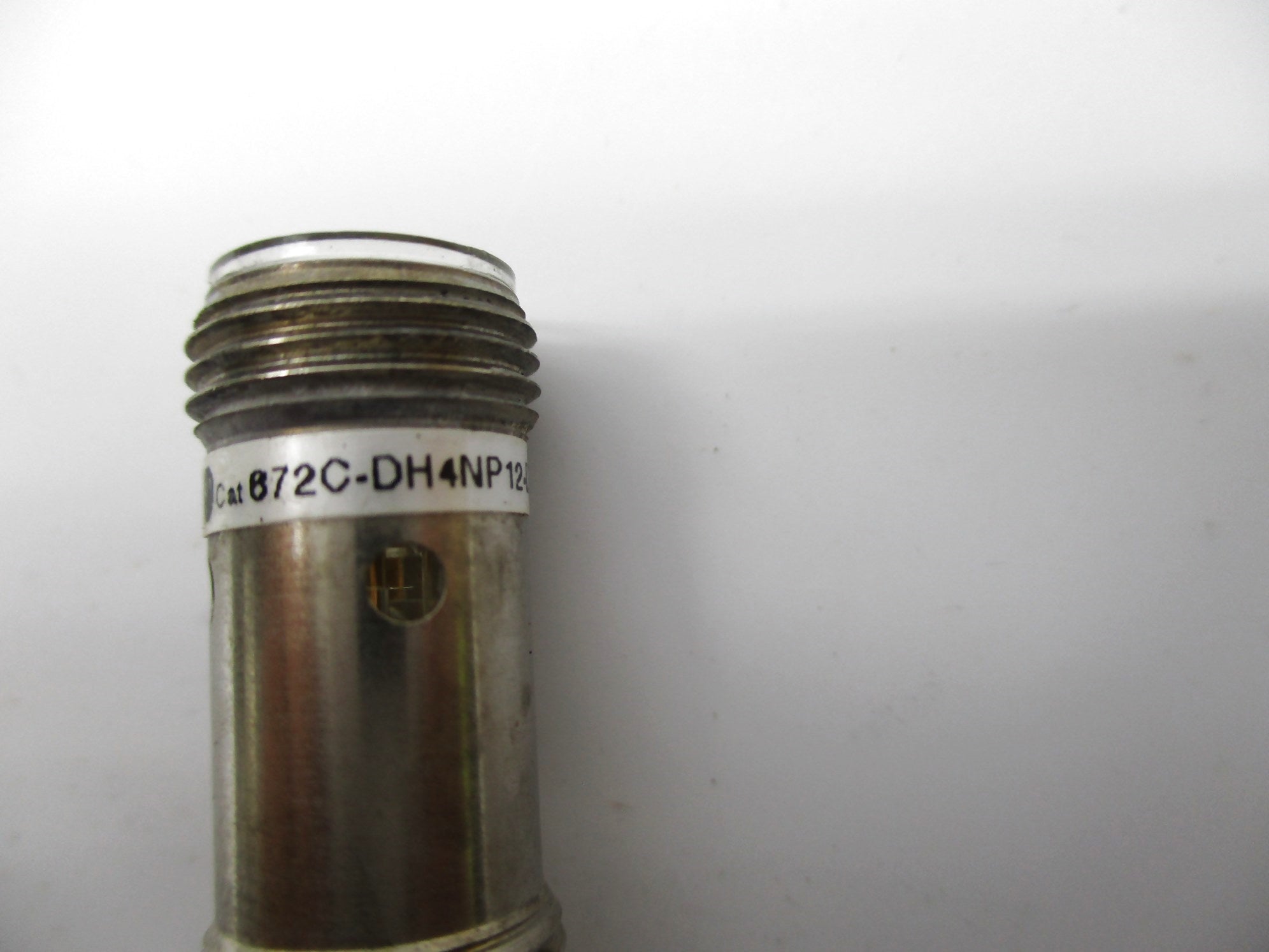 ALLEN BRADLEY 872C-DH4NP12-D4 SER. D UNMP