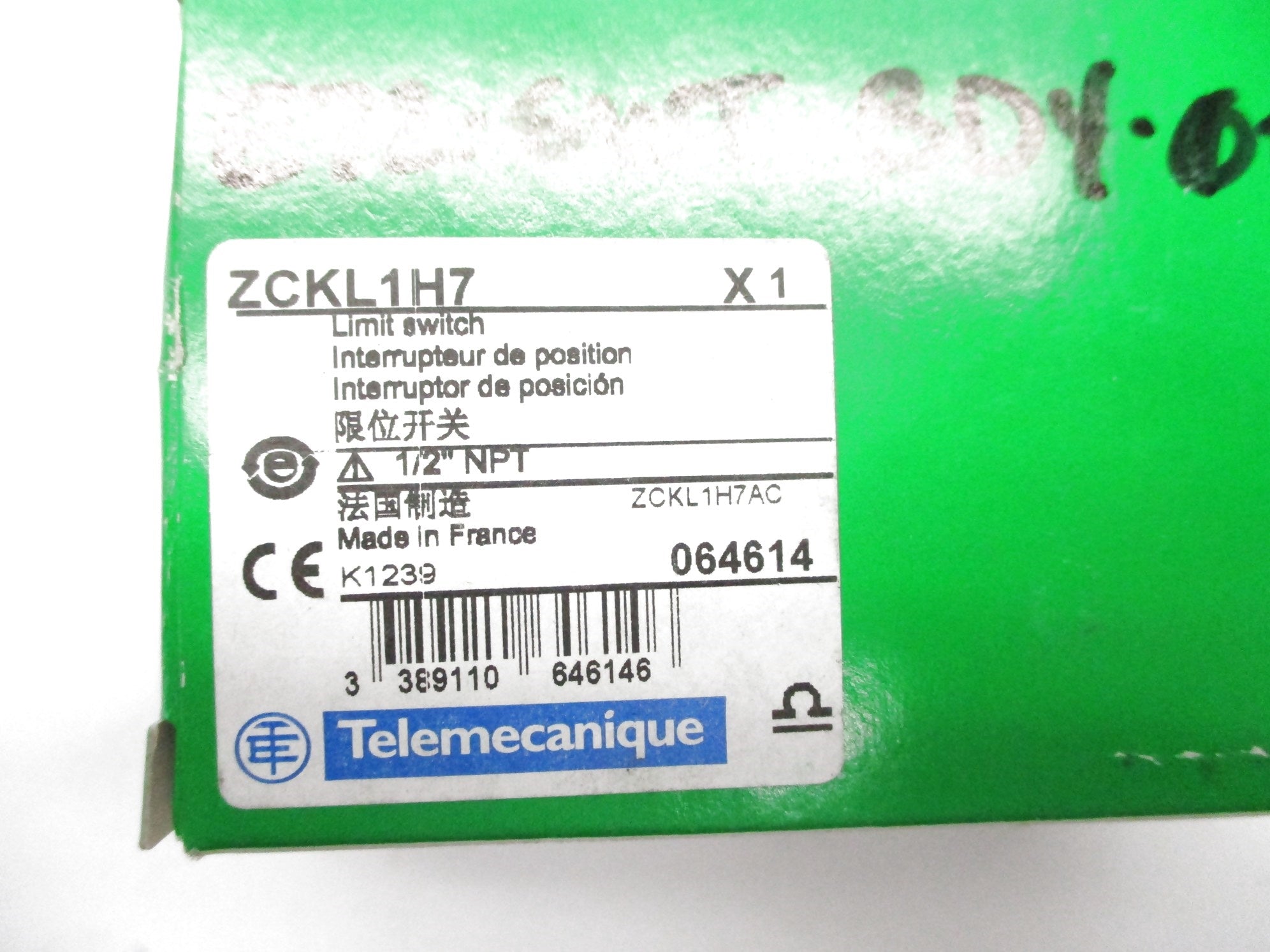 TELEMECANIQUE ZCKL1H7 NSMP