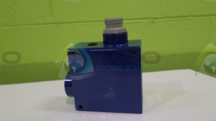 HYDE PARK SM570B000 ULTRASONIC PROXIMITY SWITCH *NEW NO BOX*
