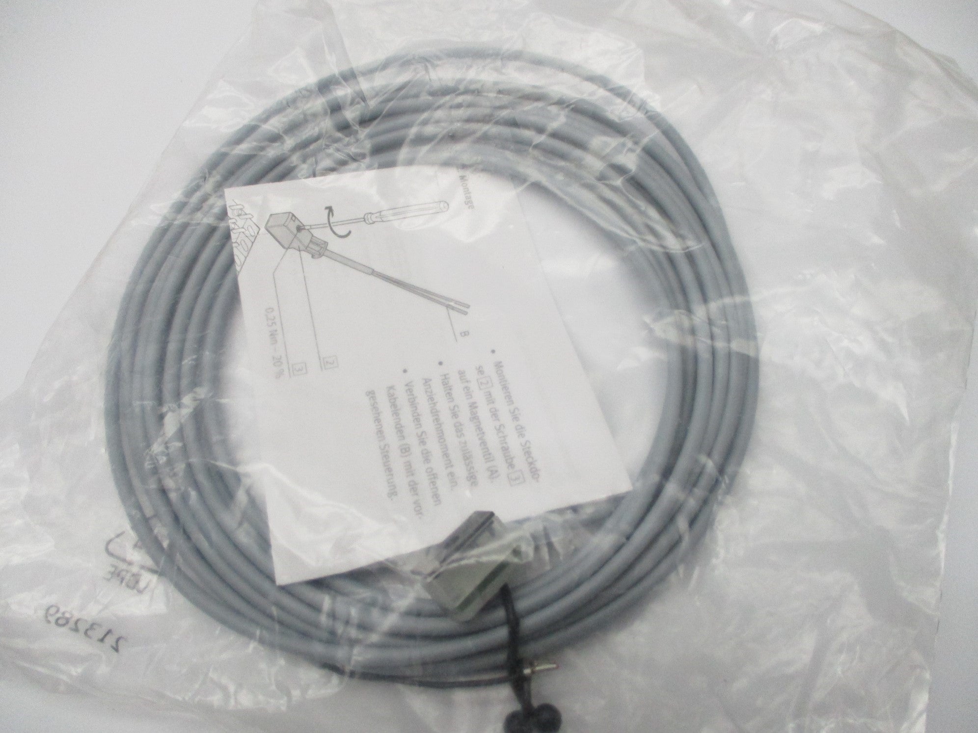 FESTO 193685 KMYZ-7-24-5-LED-PUR NSMP