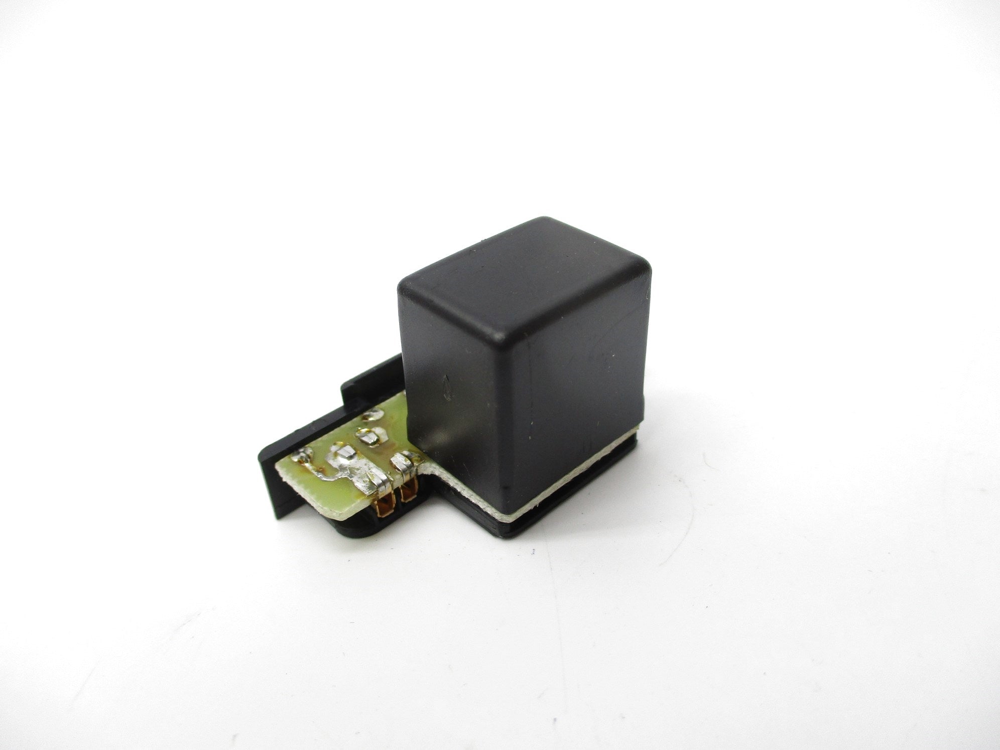 INDUSTRIAL SPARE PART 8-592 SER. B .75A 24/240VAC (GY/BL) NSMP