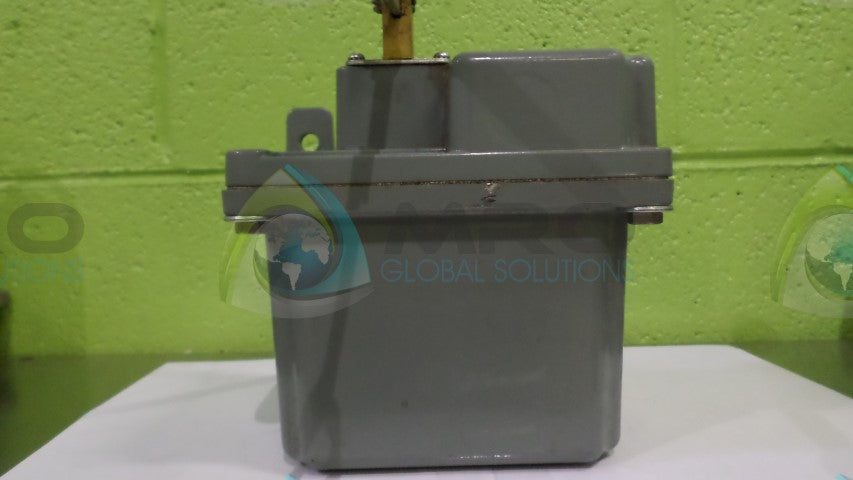 SQUARE D 9036 FLOAT SWITCH *USED*