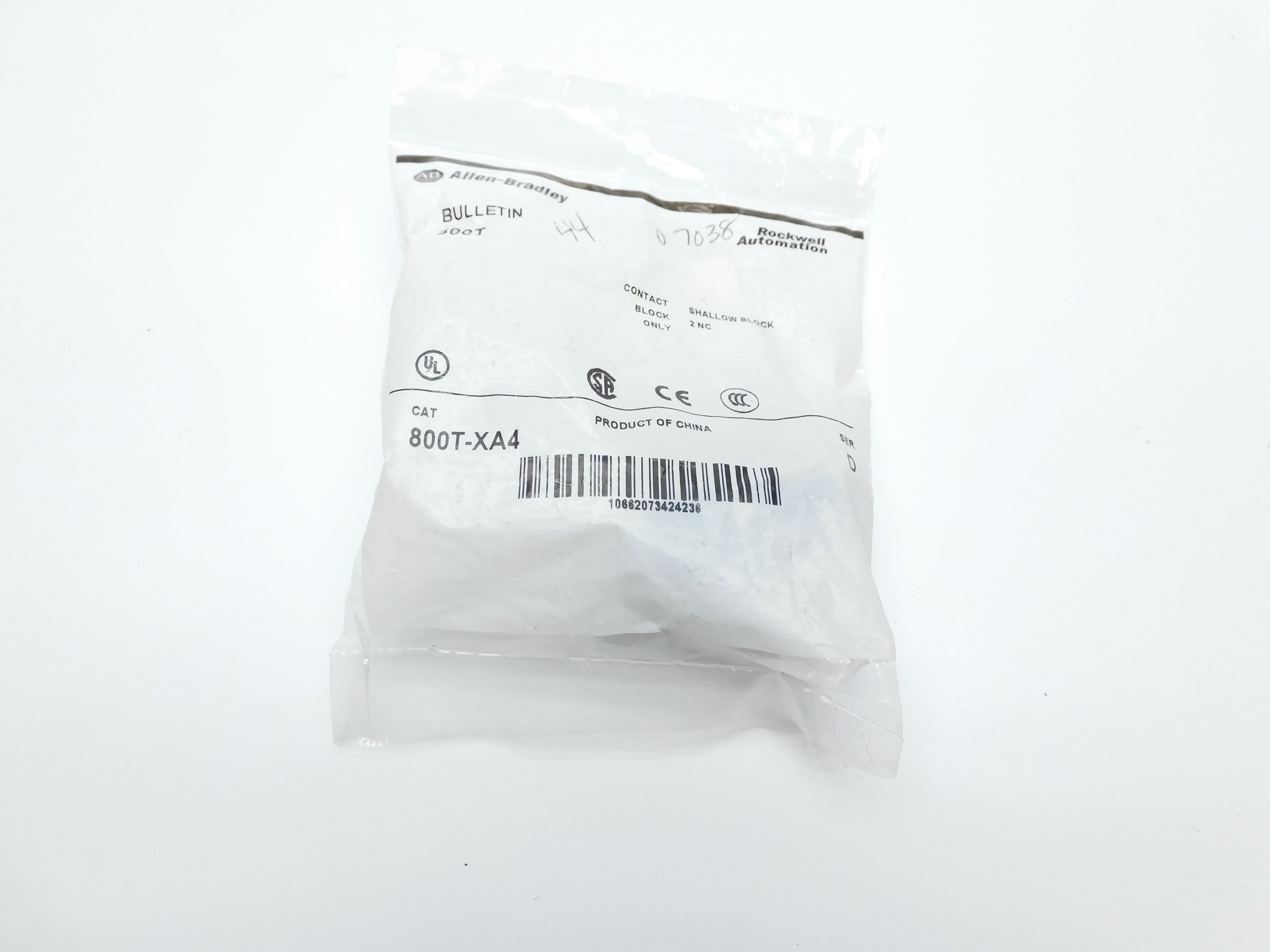 ALLEN BRADLEY 800T-XA4 SER. A NSMP