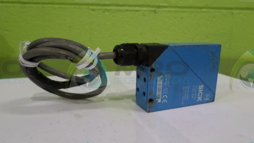 SICK WT24-2R210 PHOTOELECTRIC SENSOR *USED*