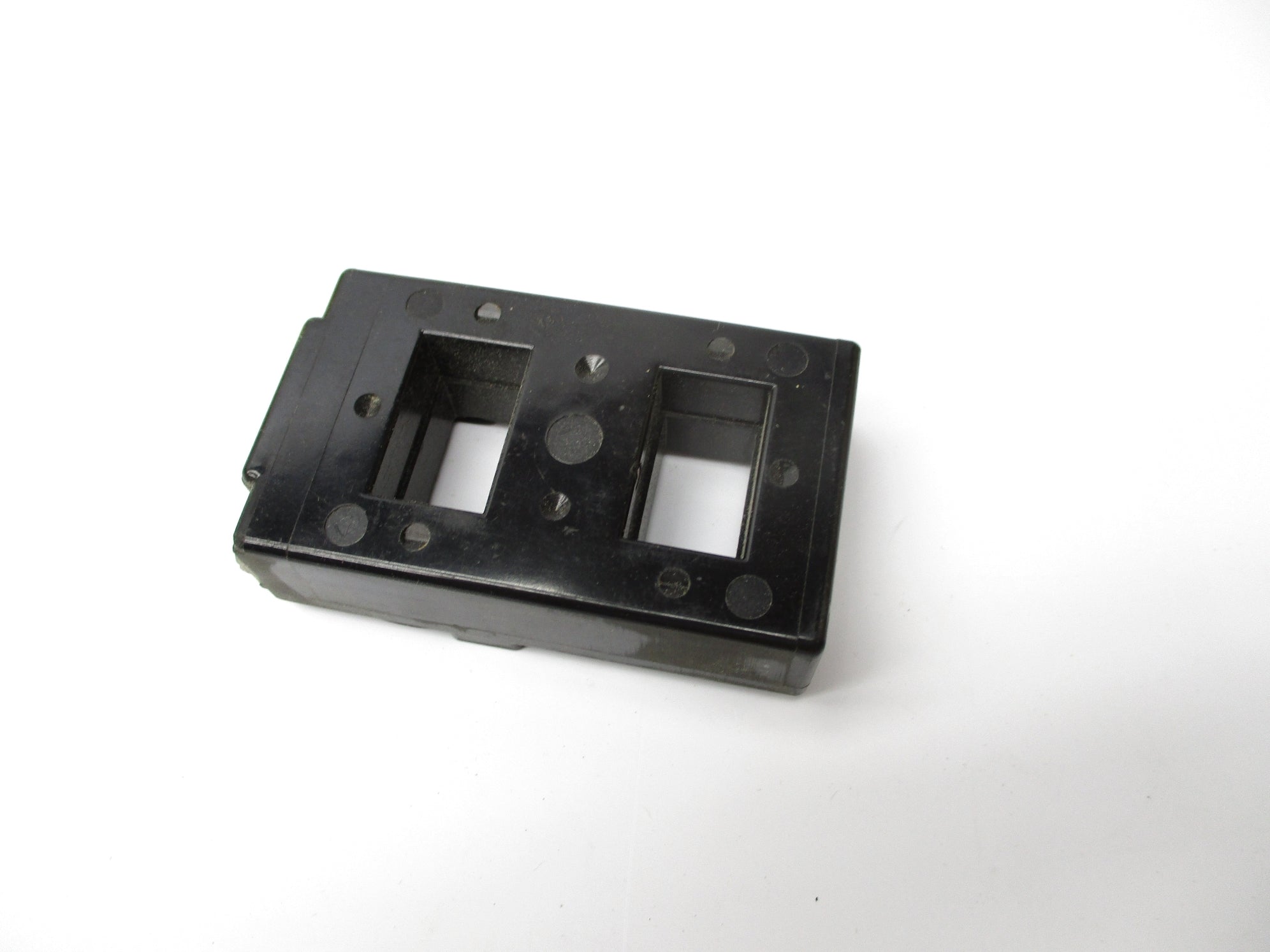 INDUSTRIAL SPARE PART 70A27 SER. K 24V (BK/GR) NSMP