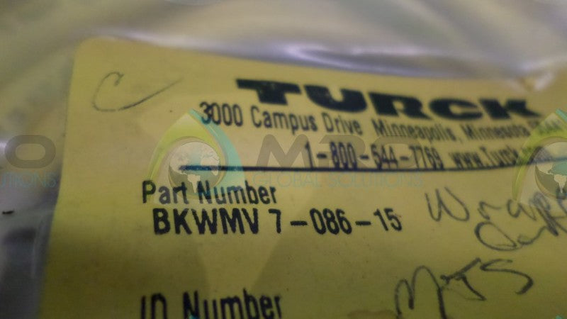 TURCK BKWMV7-086-15 CONNECTOR *NEW IN ORIGINAL PACKAGE*
