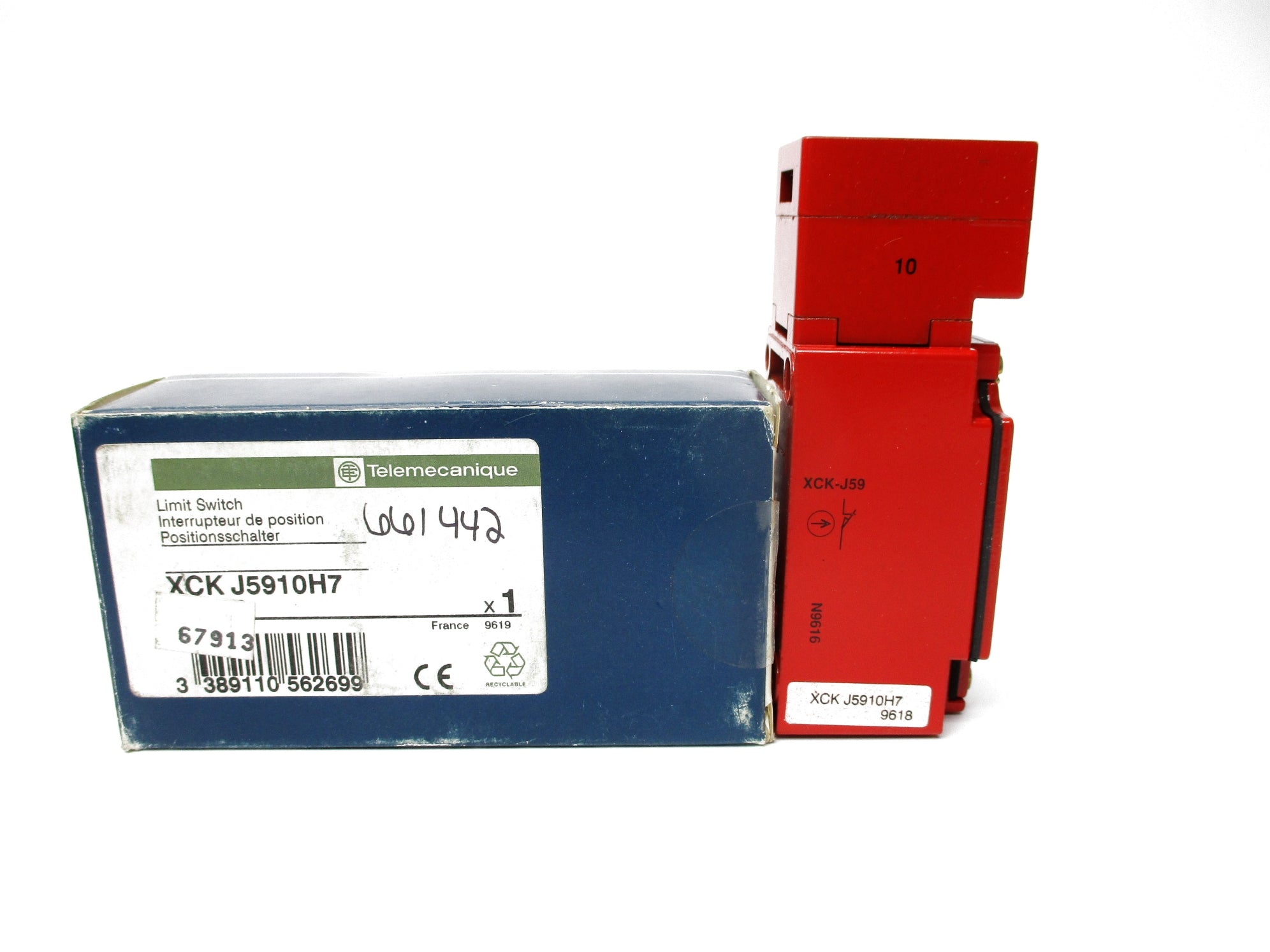 TELEMECANIQUE XCKJ5910H7 240VAC 3A NSMP