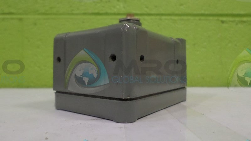 MICRO SWITCH OPD-AR231 SPLASH PROOF SWITCH NSNP